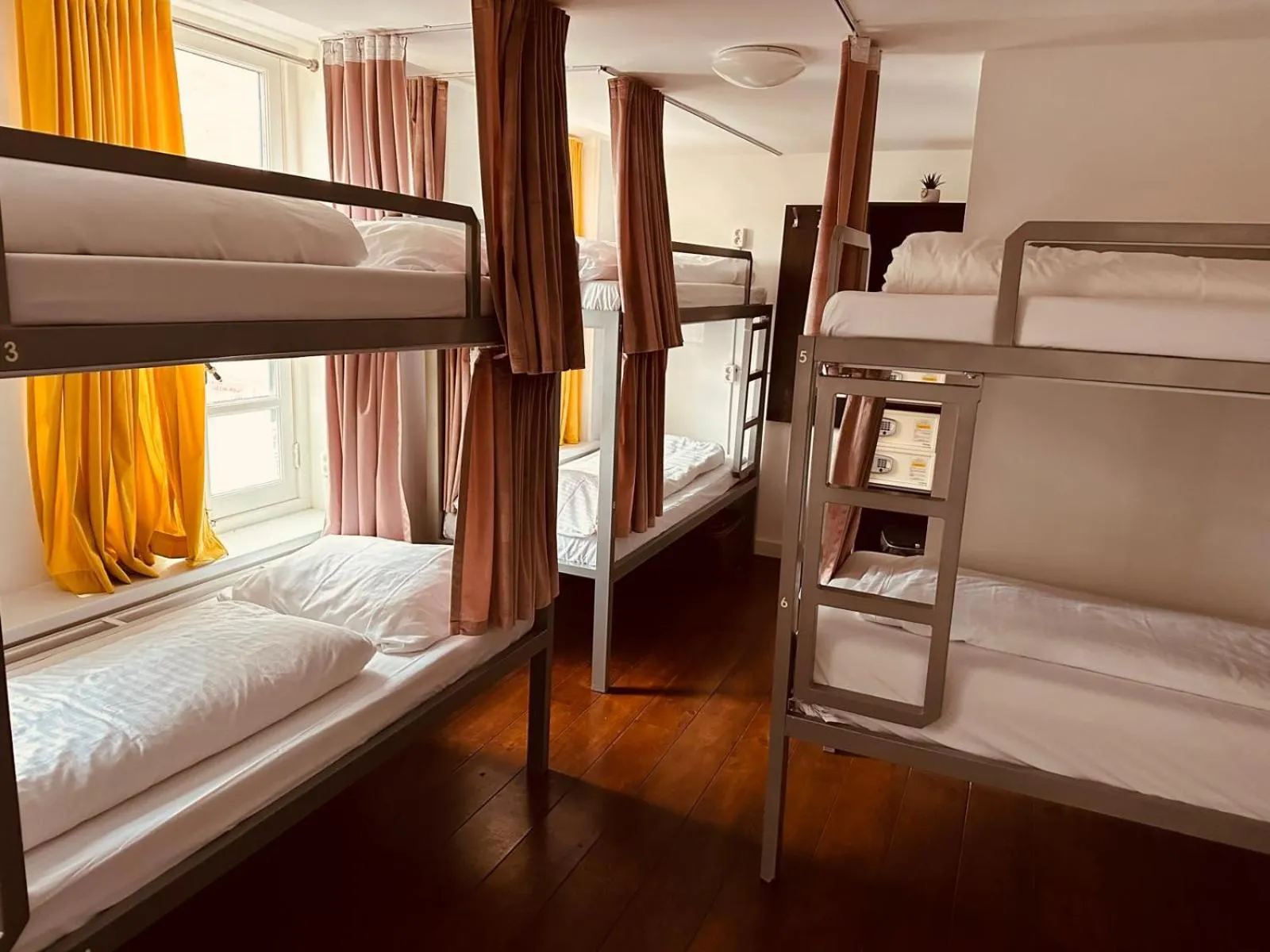 Bed in Room Mate Hostel Amsterdam Zaandam