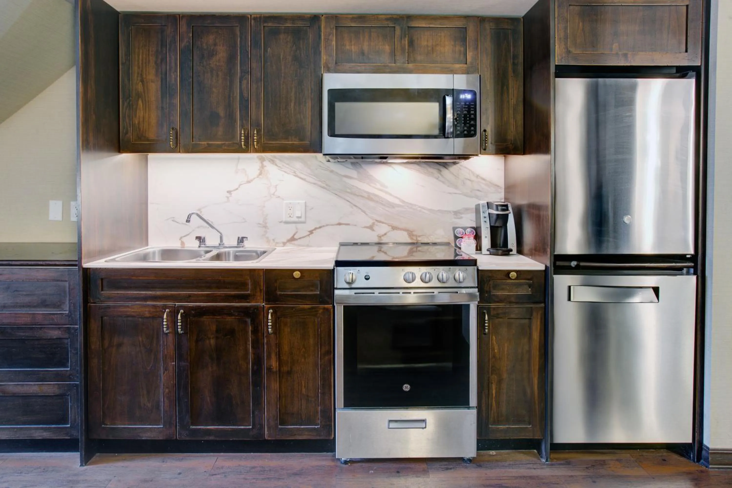 kitchen in Blackcomb Lodge