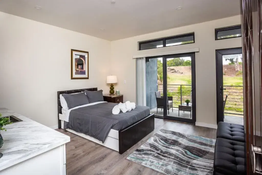 Explore San Diego-Balboa Park-Little Italy-Gaslamp Explore San Diego-Balboa Park-Little Italy-Gaslamp