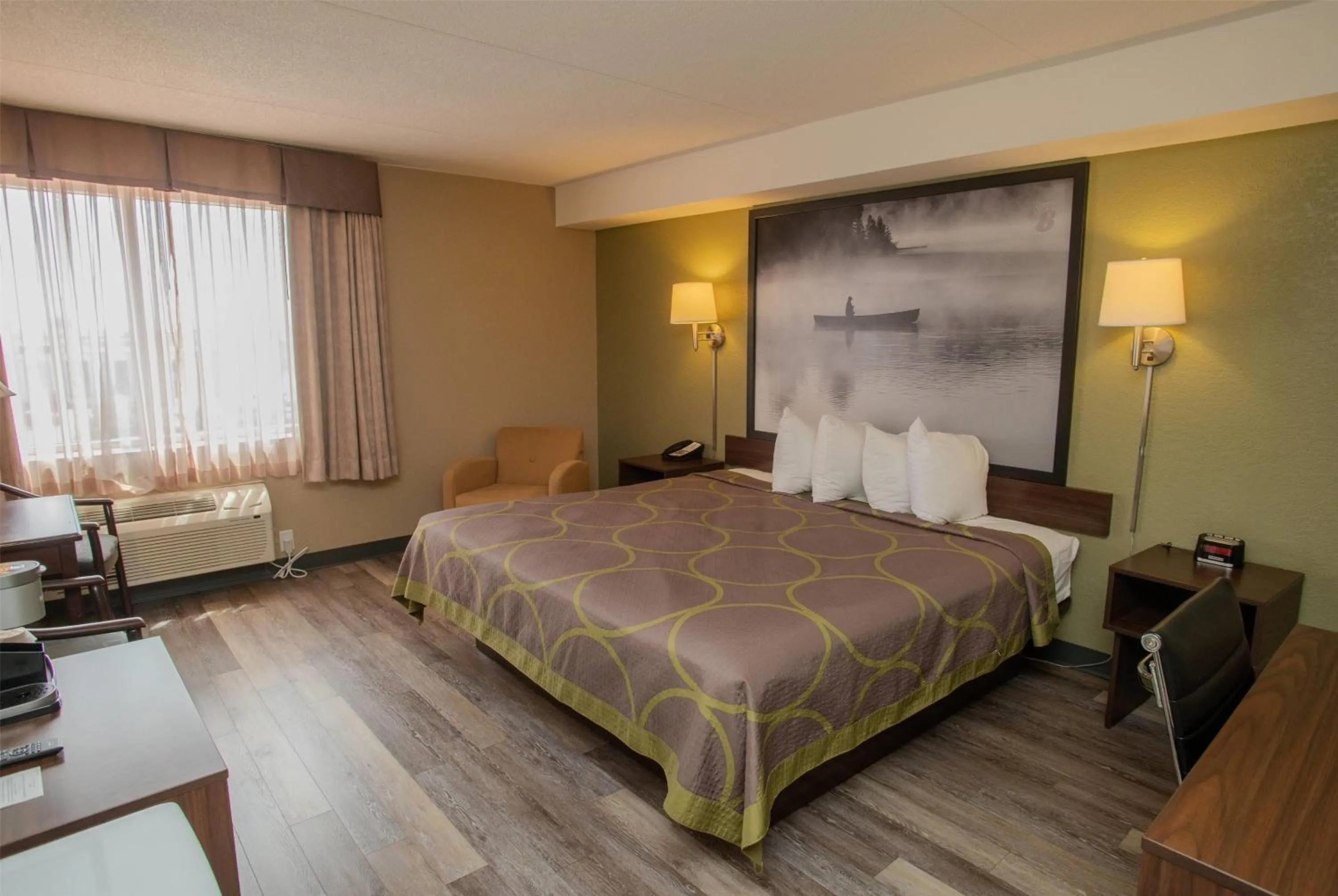 Photo of the whole room, Bed in Super 8 by Wyndham Mississauga