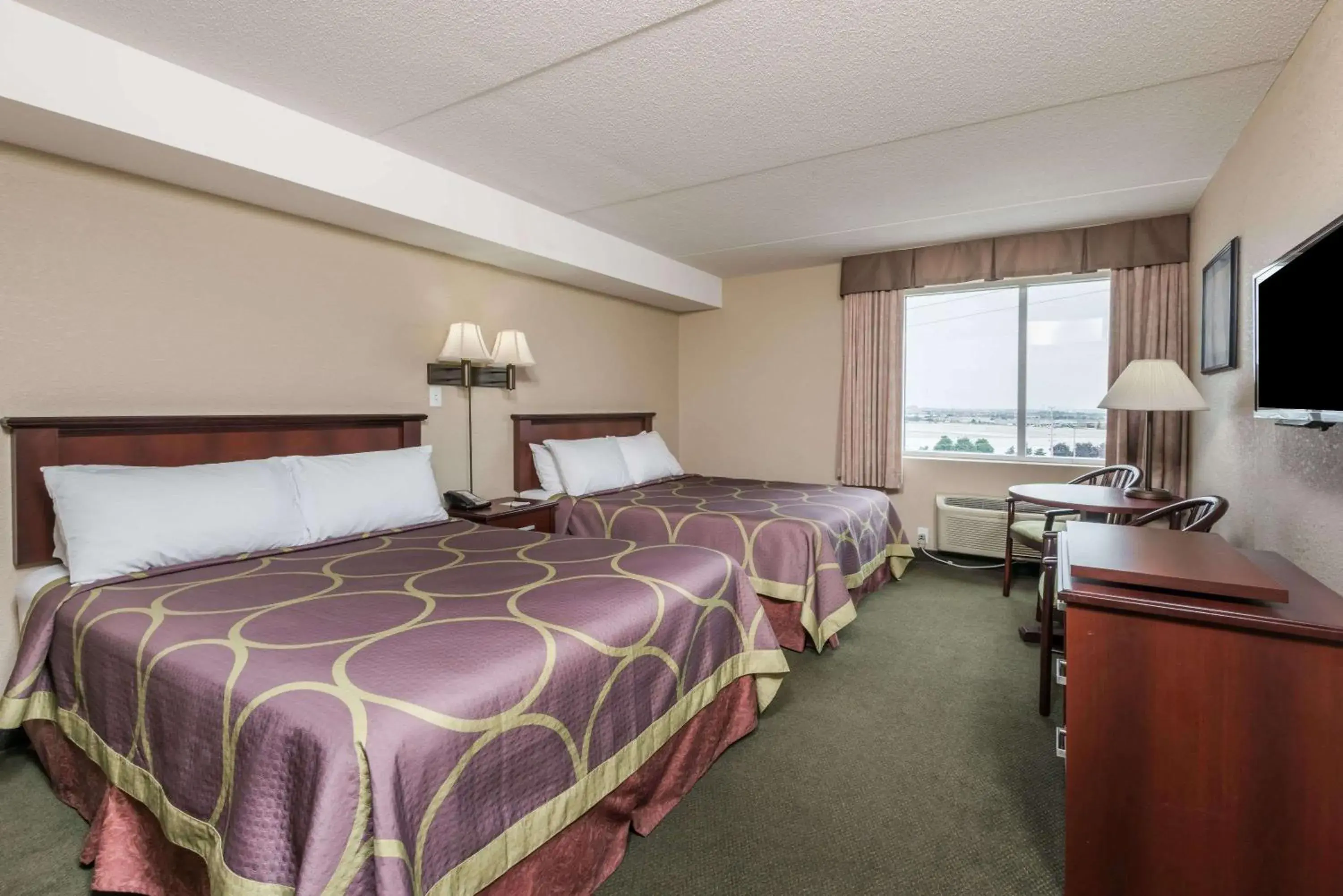 Queen Room with Two Queen Beds - Non-Smoking in Super 8 by Wyndham Mississauga Queen Room with Two Queen Beds - Non-Smoking in Super 8 by Wyndham Mississauga