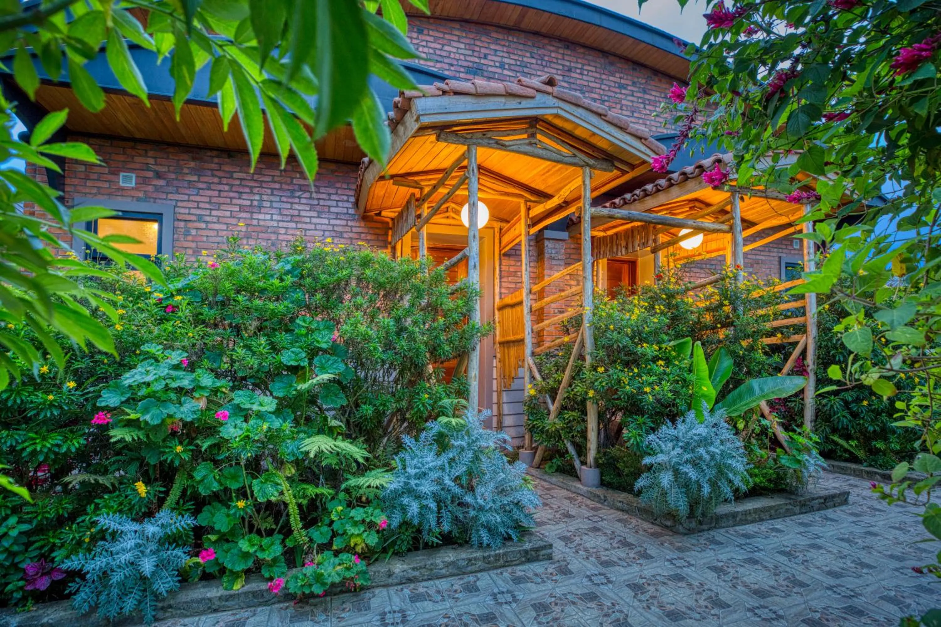 Virunga Inn Resort & Spa