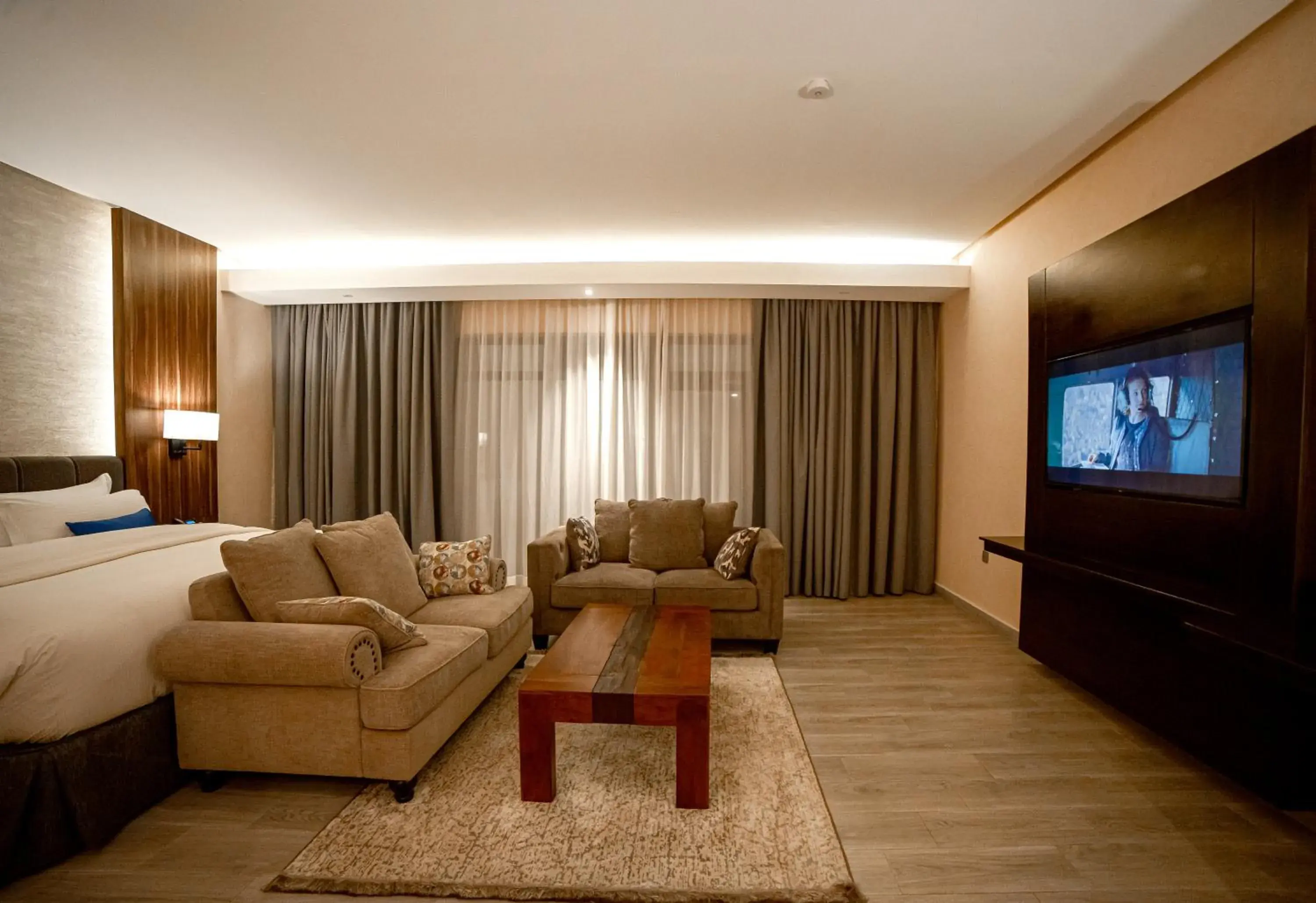 Deluxe Double Room in Virunga Inn Resort & Spa Deluxe Double Room in Virunga Inn Resort & Spa