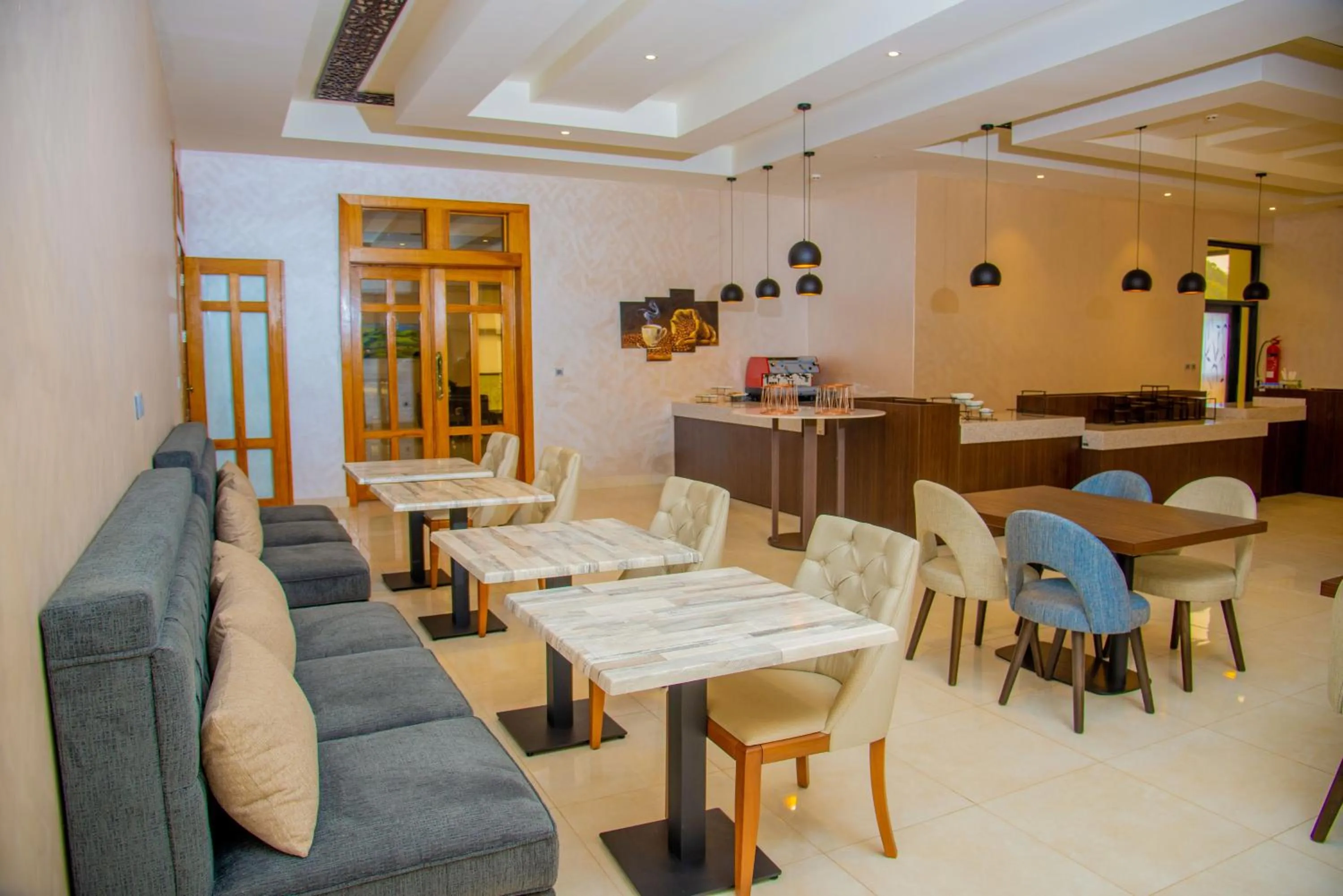 Restaurant/places to eat in Virunga Inn Resort & Spa