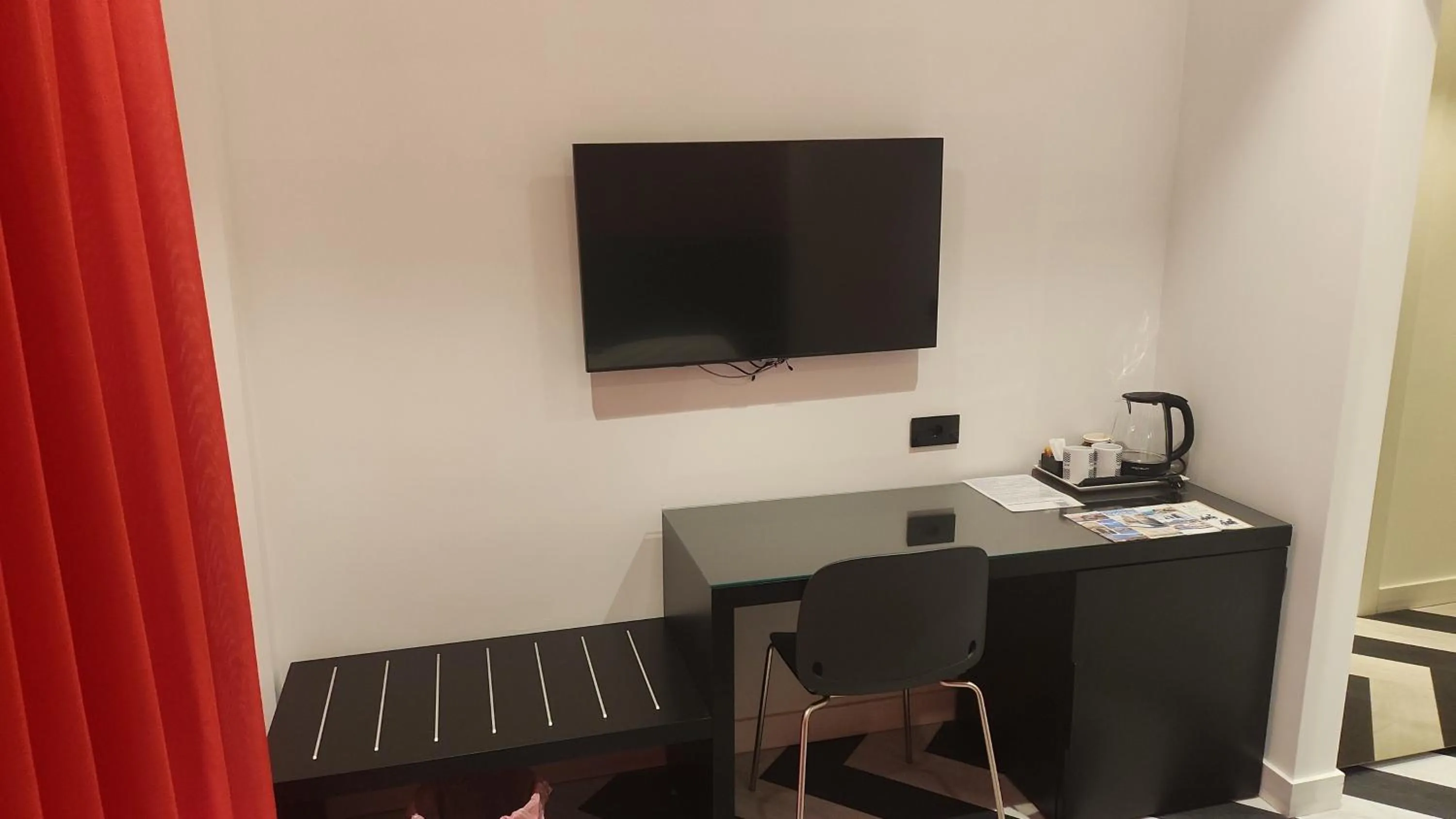 TV and multimedia in The White Lodge