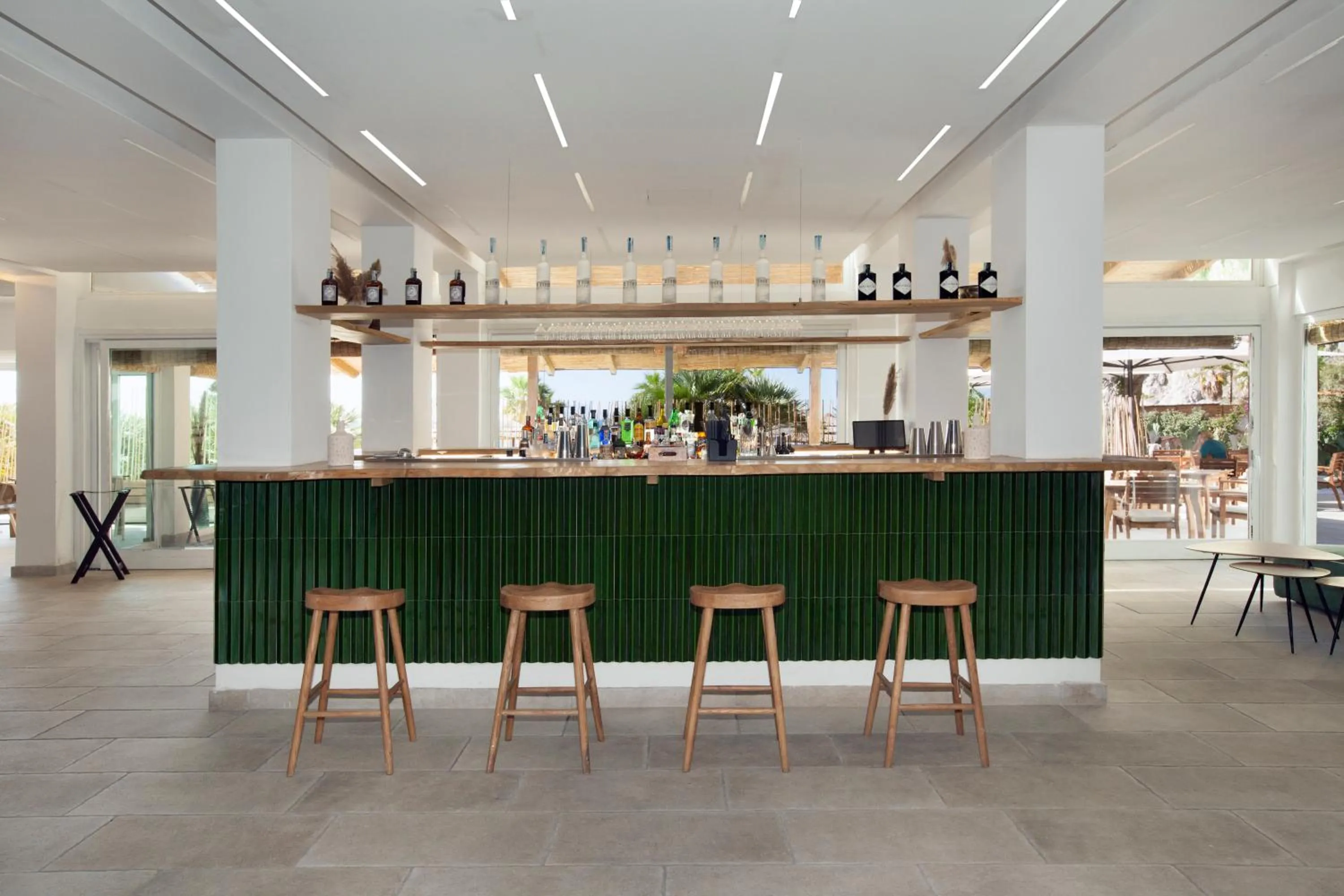 Lounge or bar in Maya Beach Resort