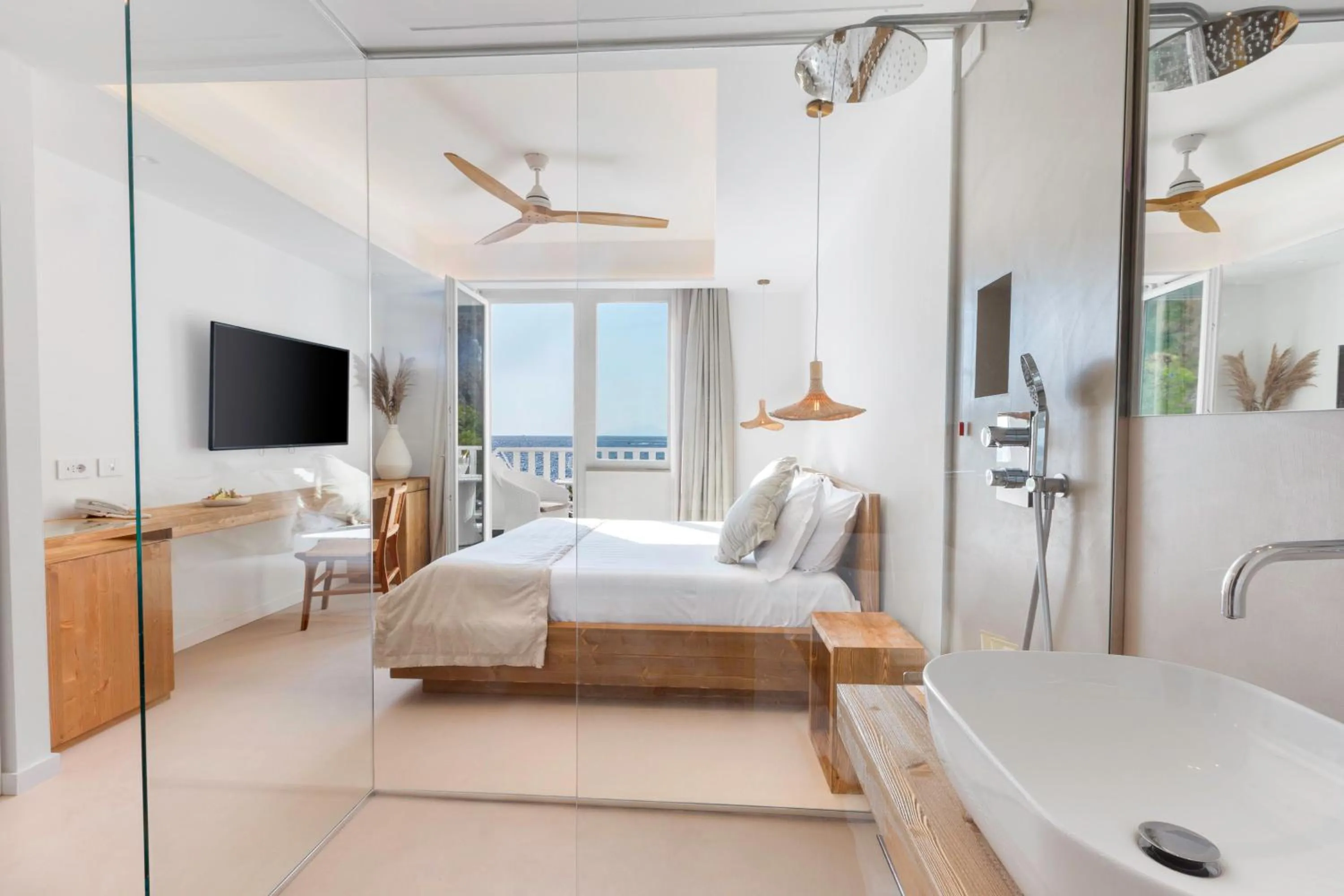 Photo of the whole room, Bed in Maya Beach Resort