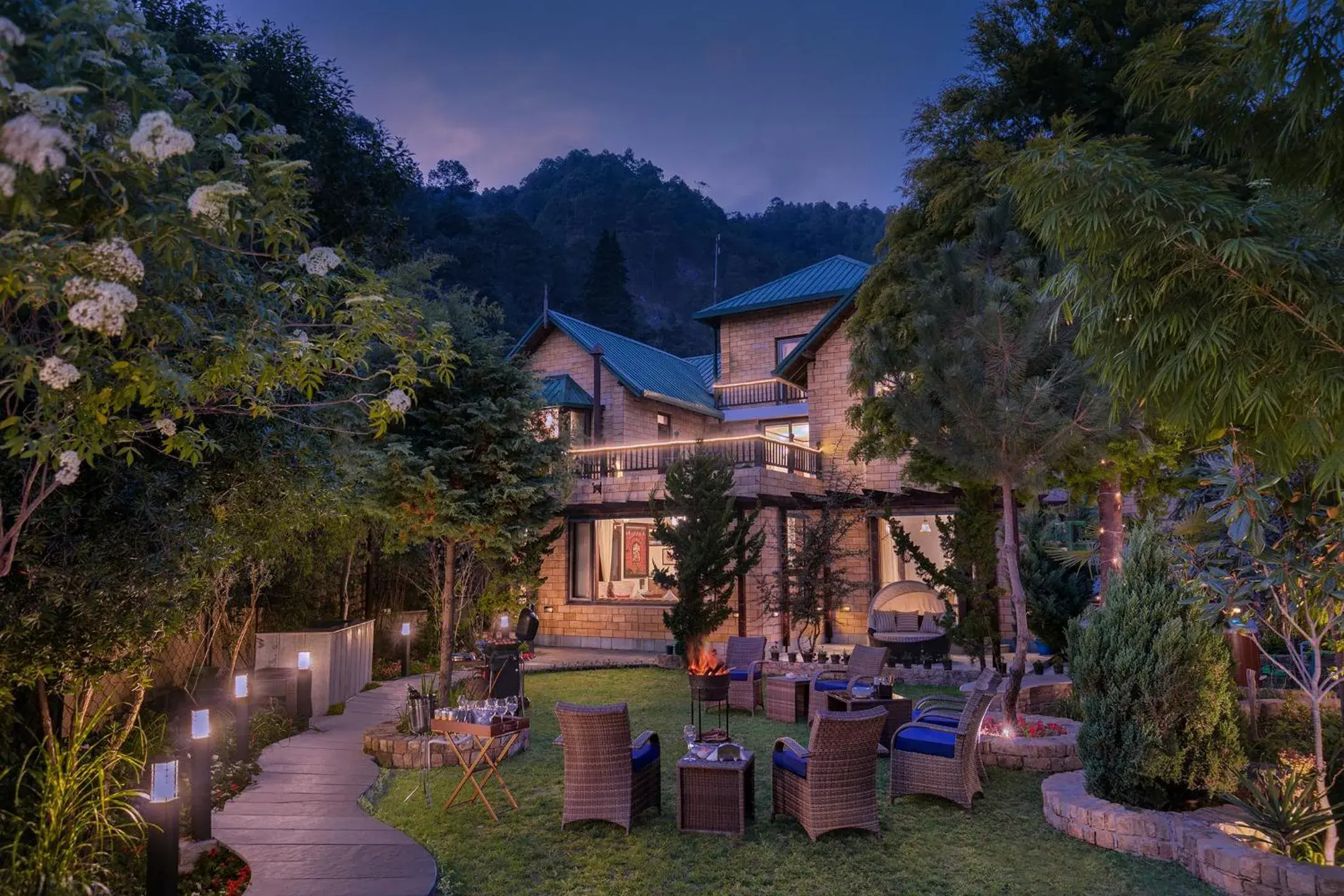 Property building in Divyam From BYLOO- Private Villa near Nainital Property building in Divyam From BYLOO- Private Villa near Nainital