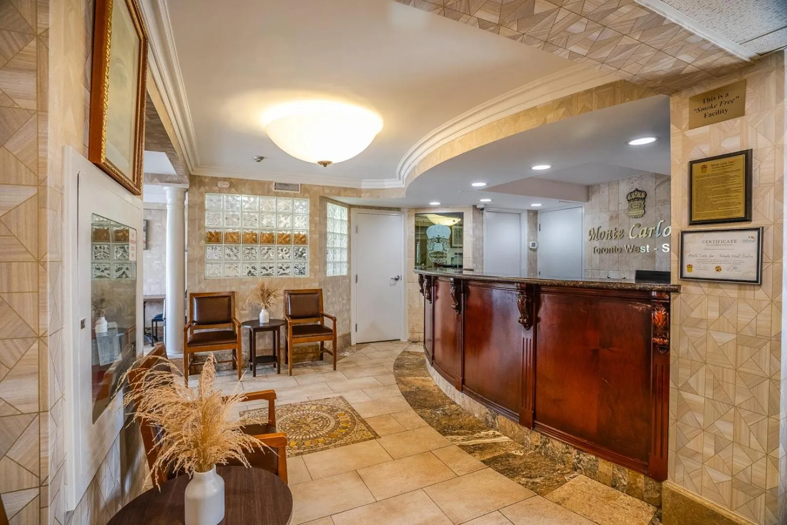 Lobby or reception in Monte Carlo Inn Toronto West Suites