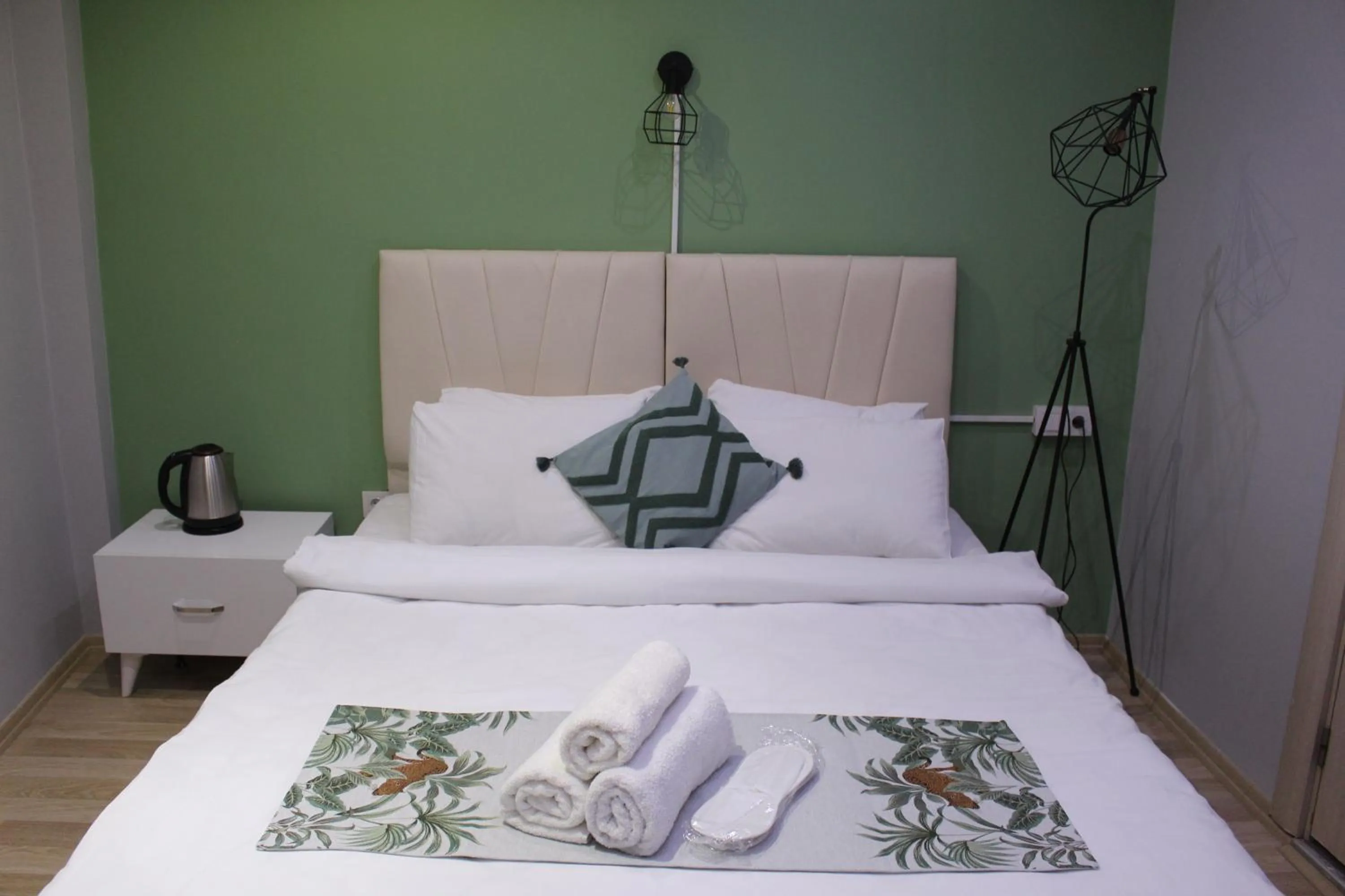 Bed in Taxim Starlight Hotel