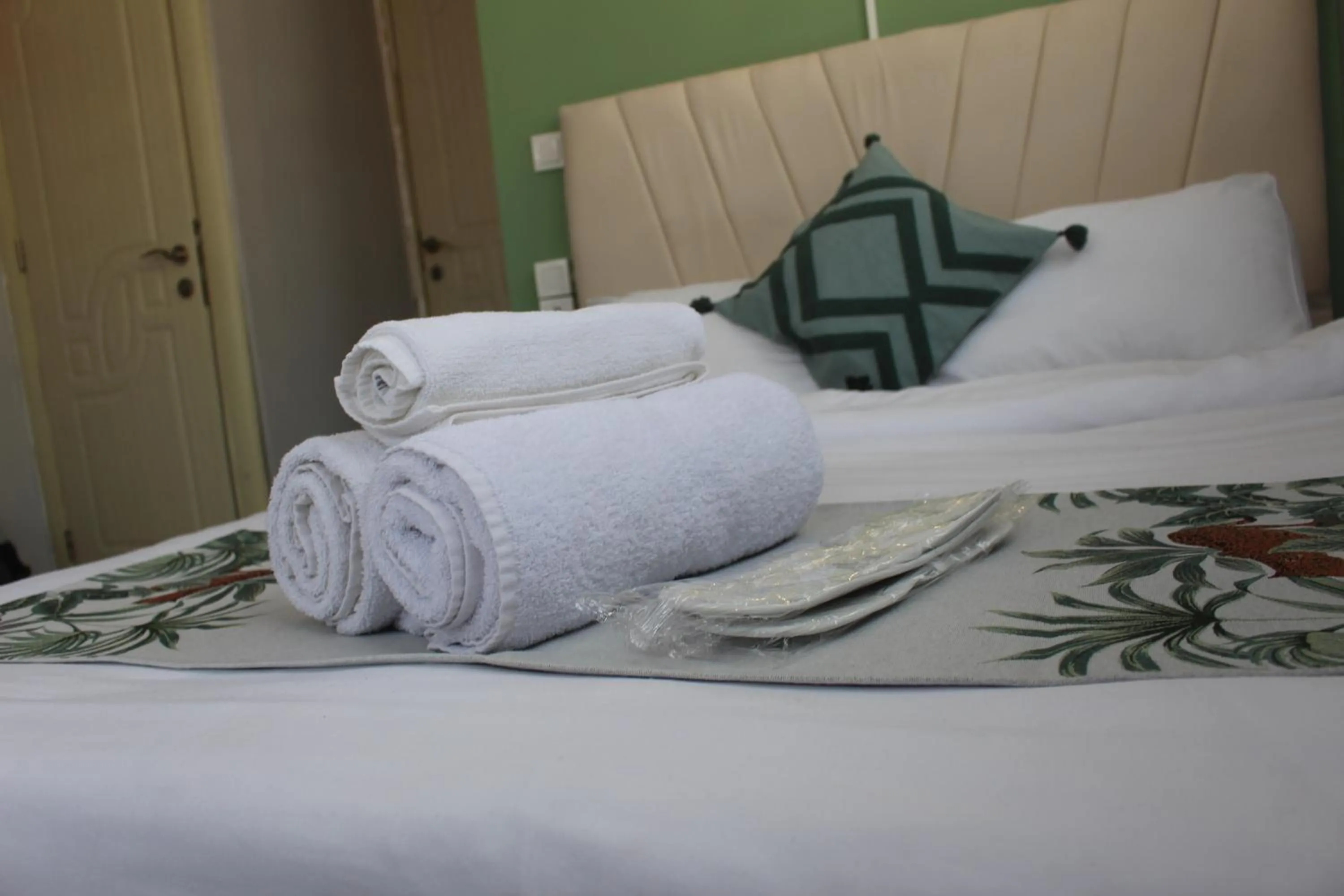 Bed in Taxim Starlight Hotel