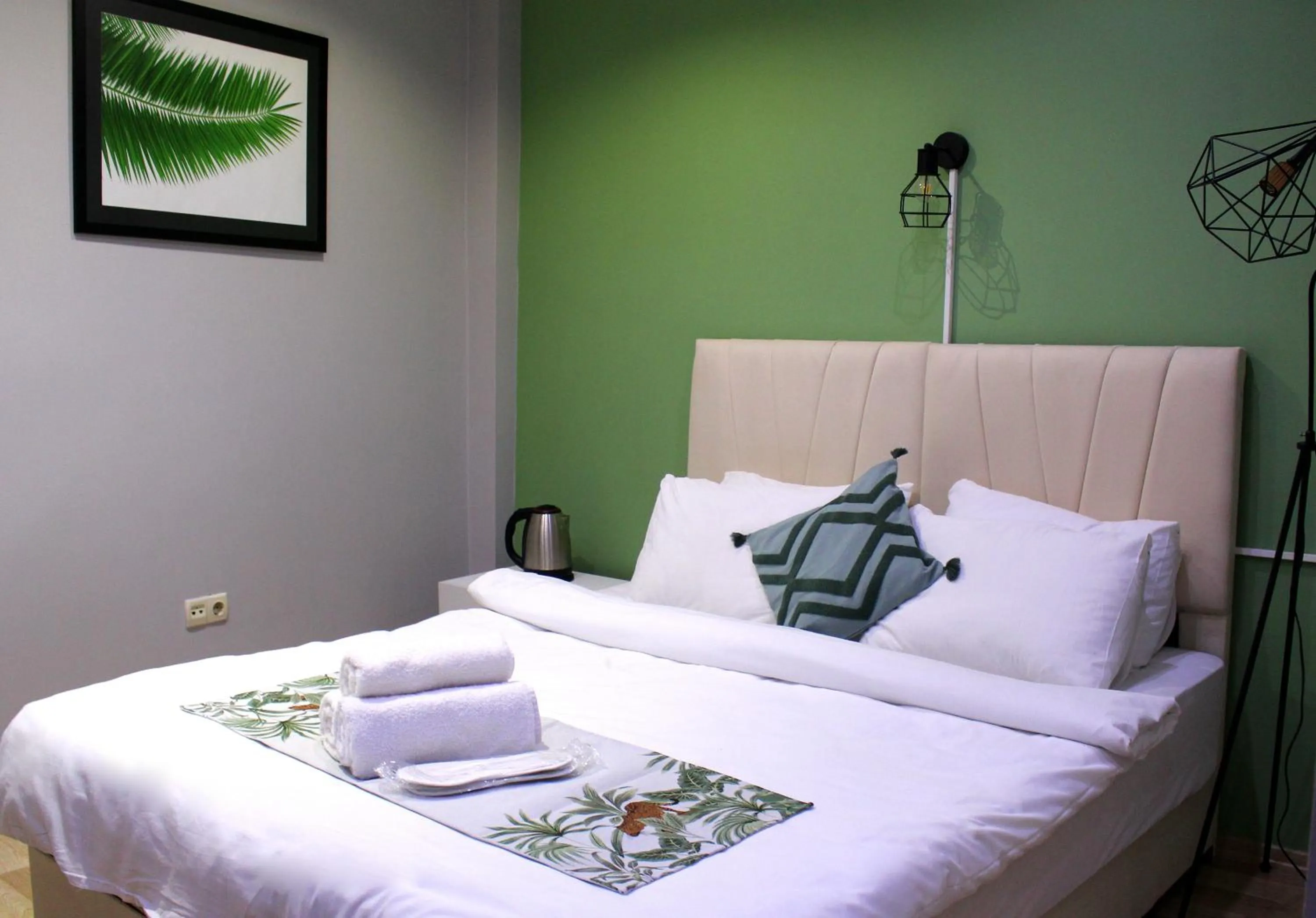 Bed in Taxim Starlight Hotel