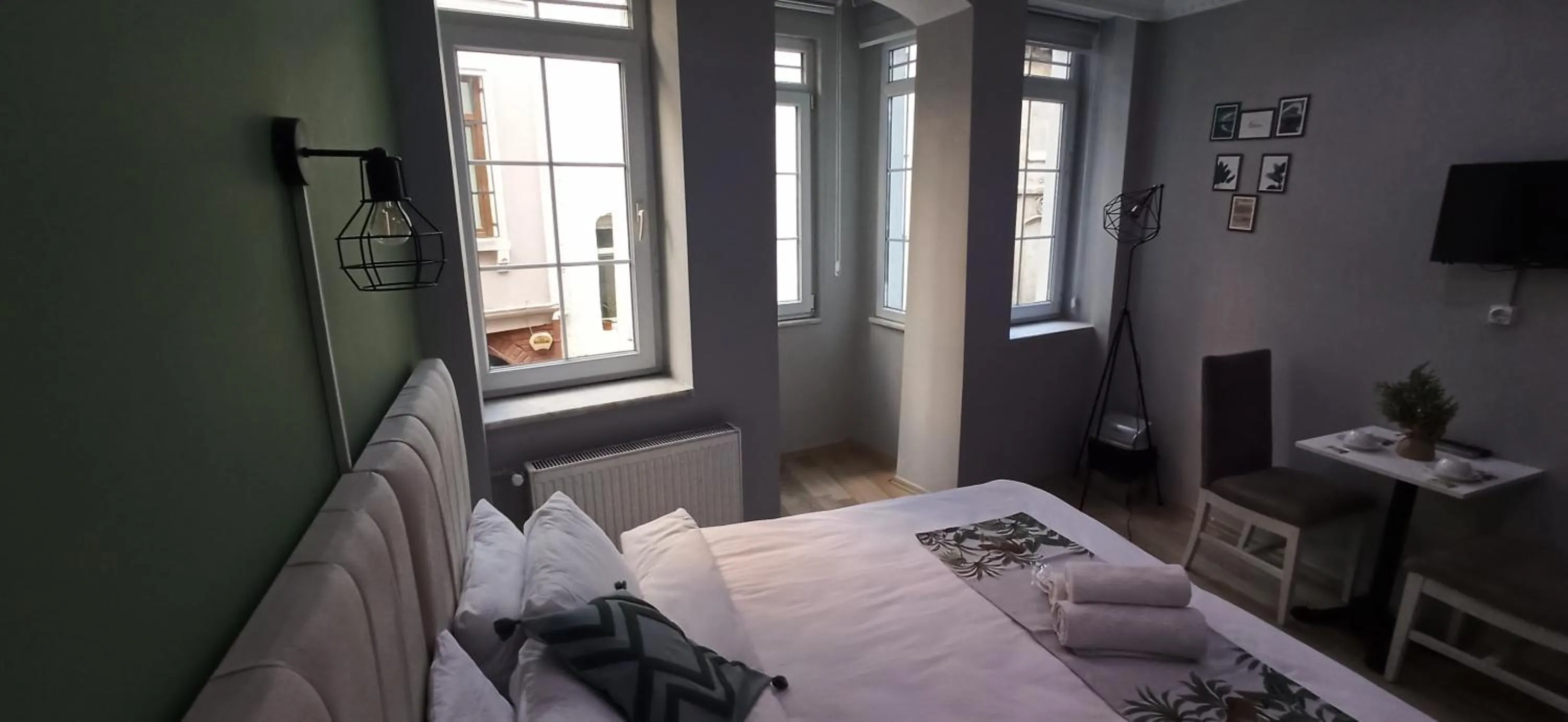 Bed in Taxim Starlight Hotel