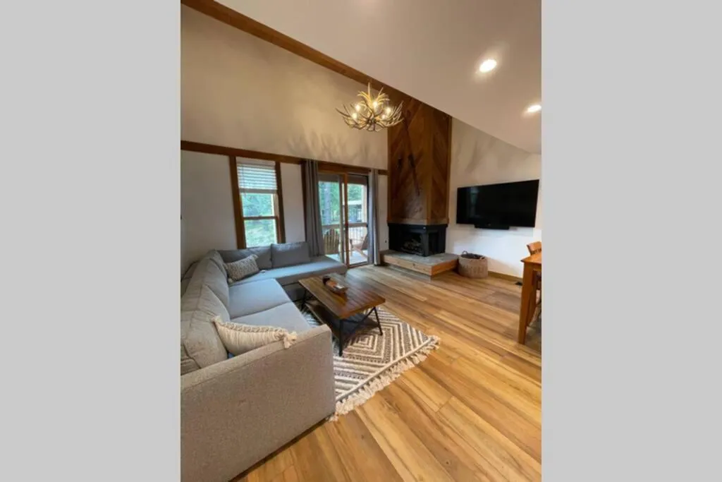 DNA Chalet - Newly Renovated Townhome @ Northstar