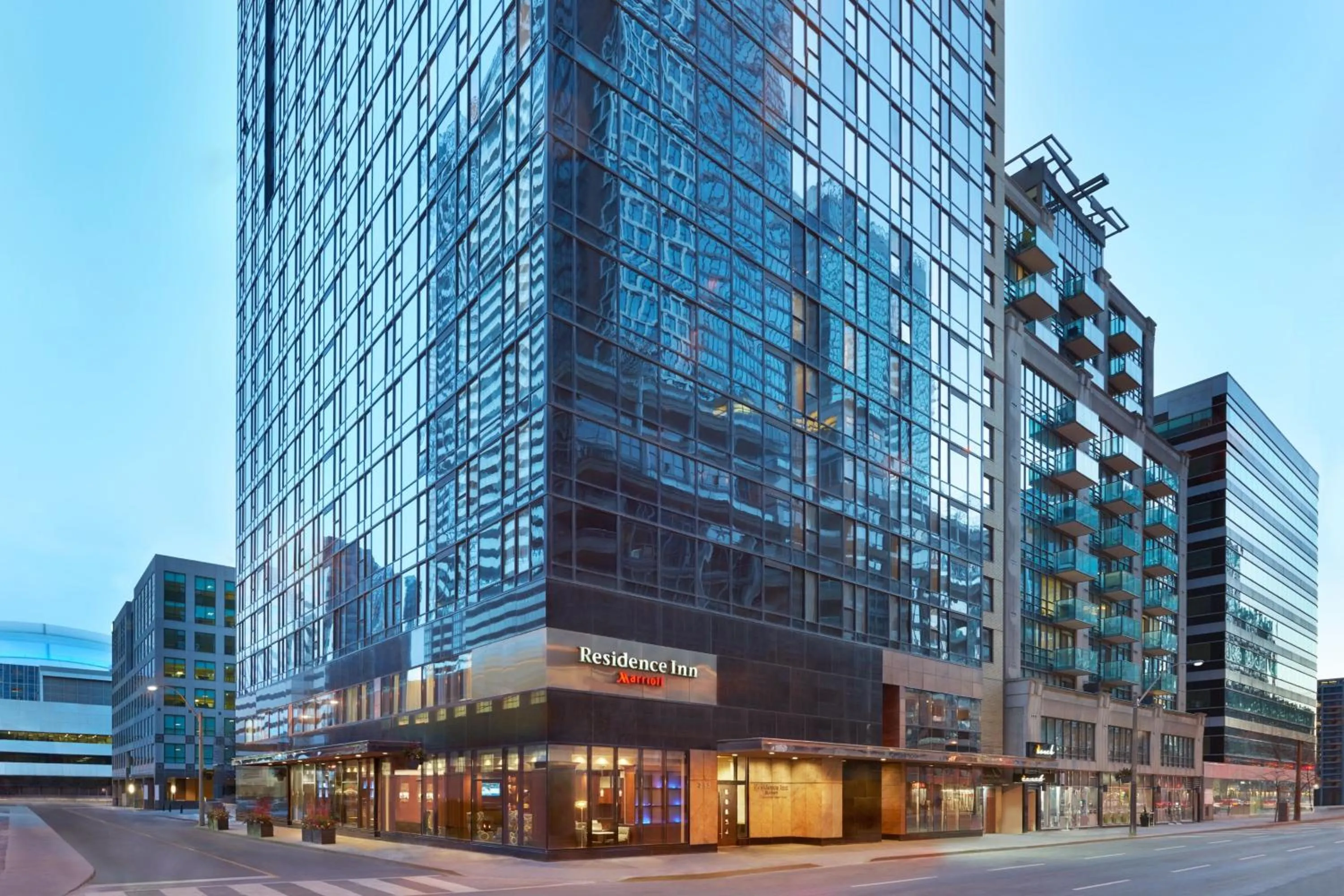 Property building in Residence Inn by Marriott Toronto Downtown / Entertainment District