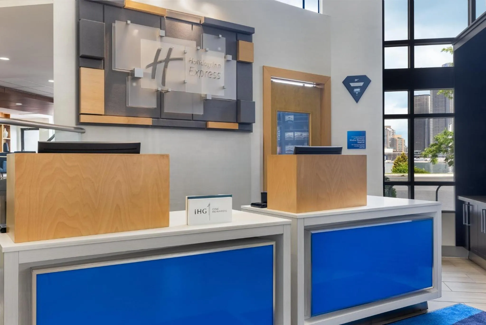 Property building in Holiday Inn Express Windsor Waterfront by IHG