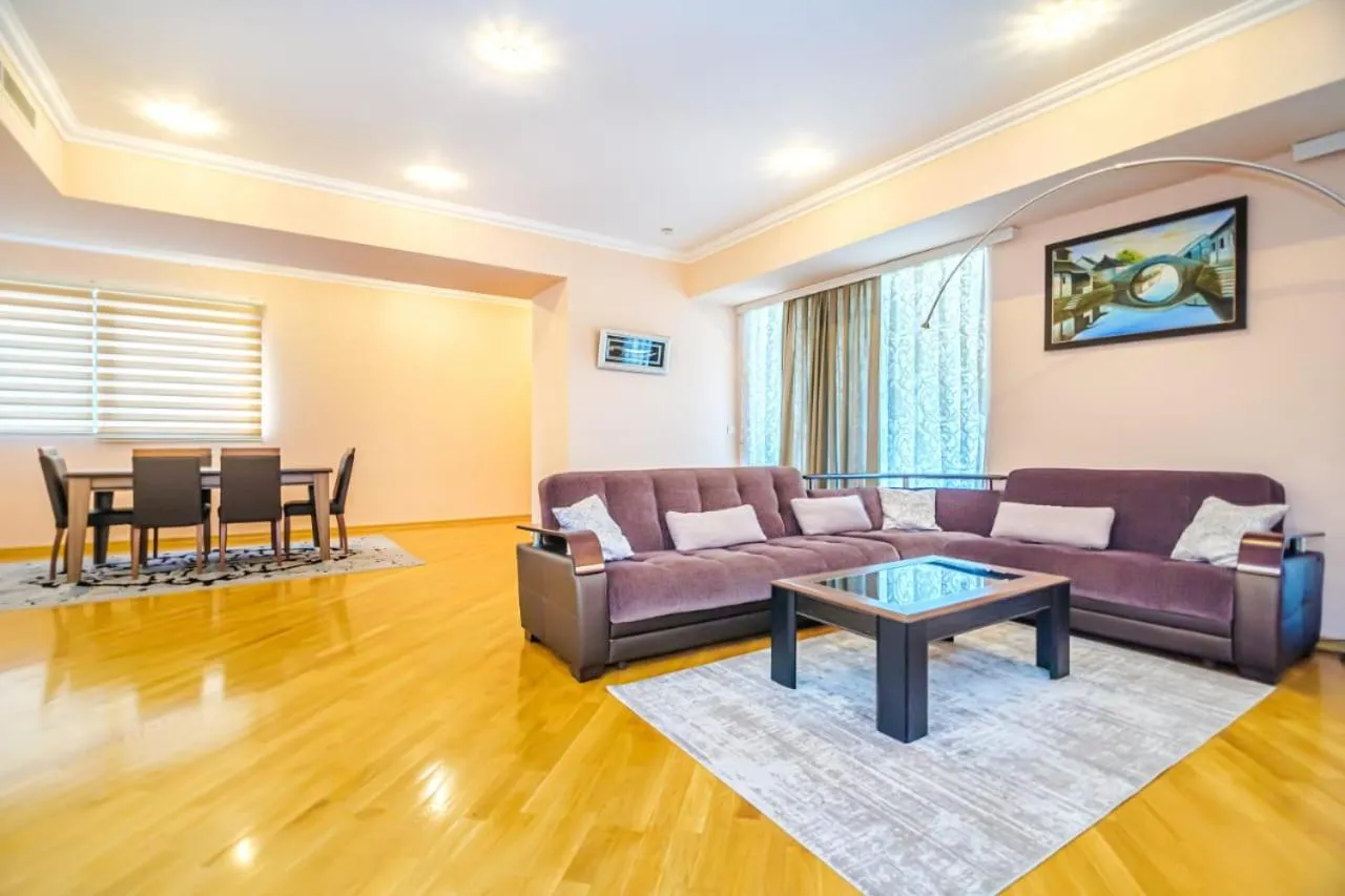 Port Baku Residance 710 A