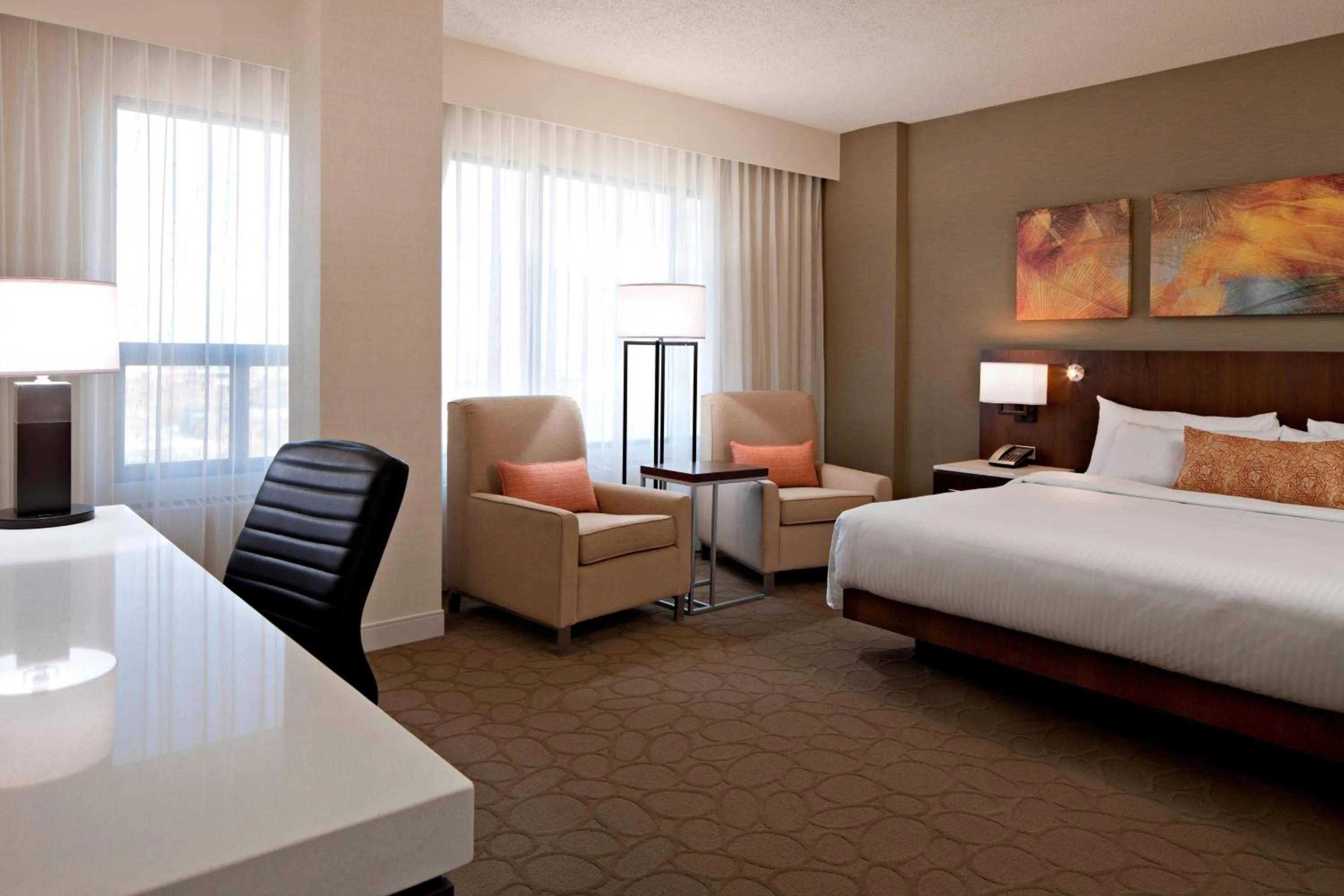 Photo of the whole room, Bed in Delta Hotels by Marriott Edmonton South Conference Centre