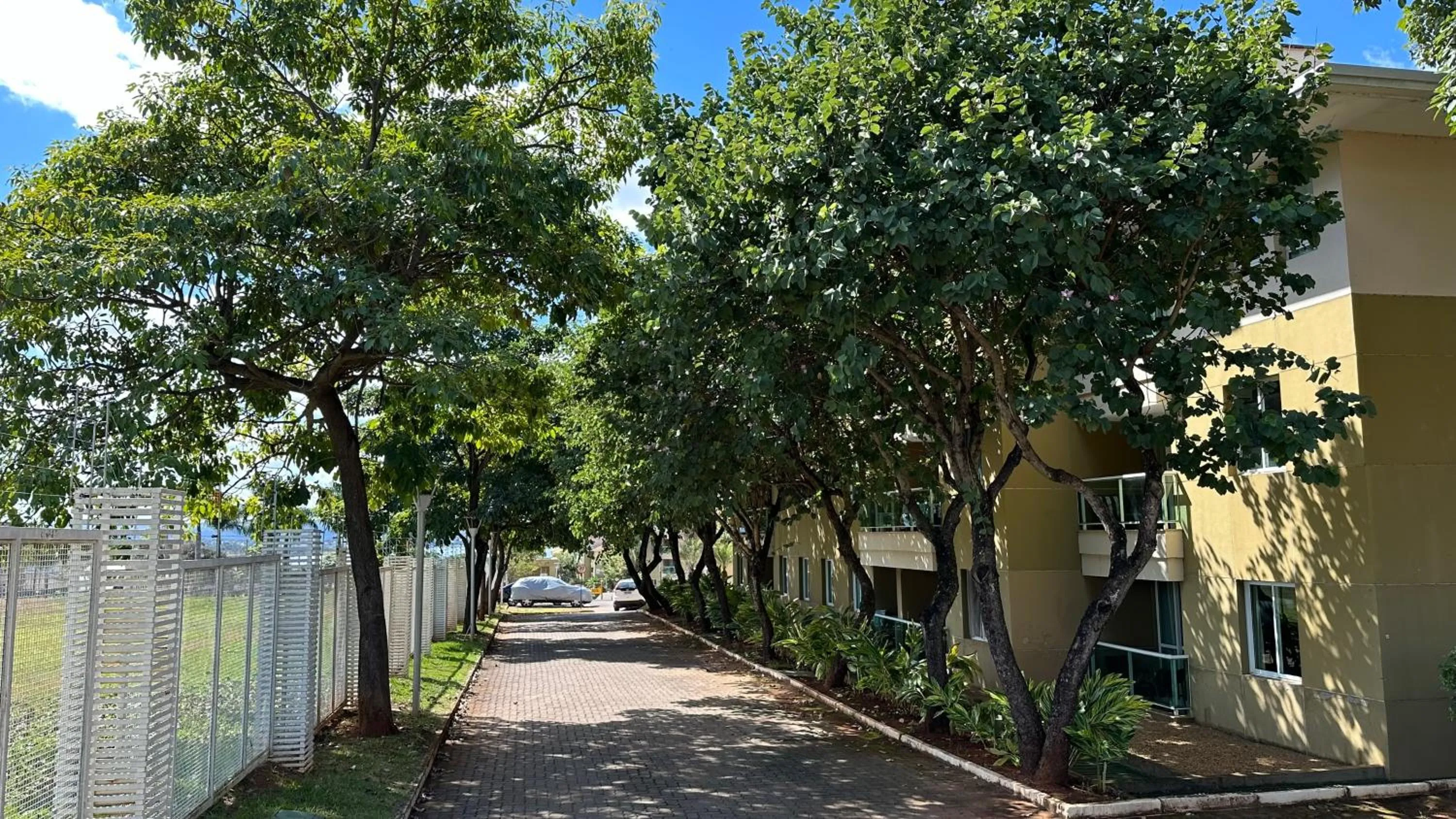 Garden in The Sun Full Condominiun
