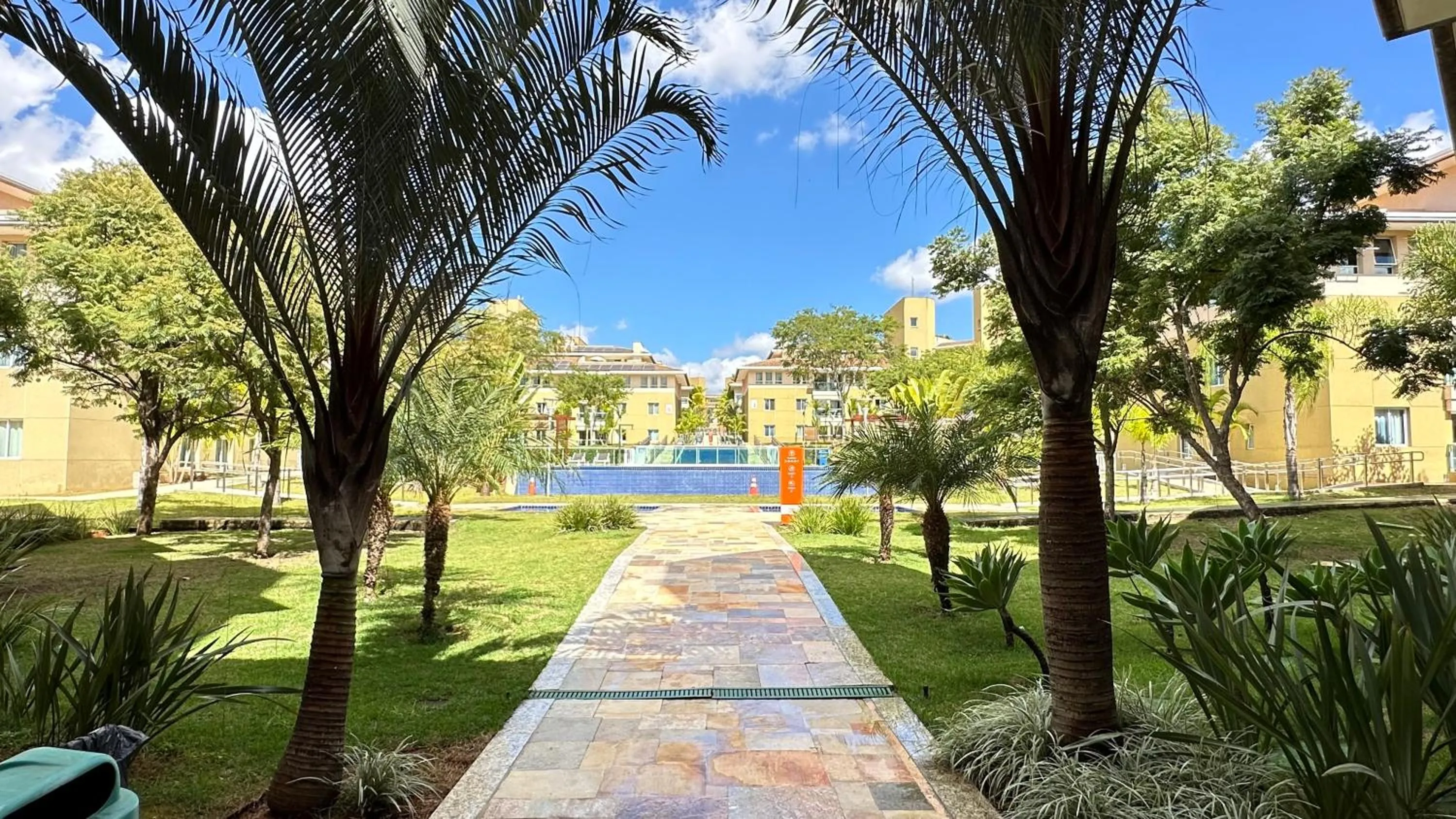 Garden in The Sun Full Condominiun