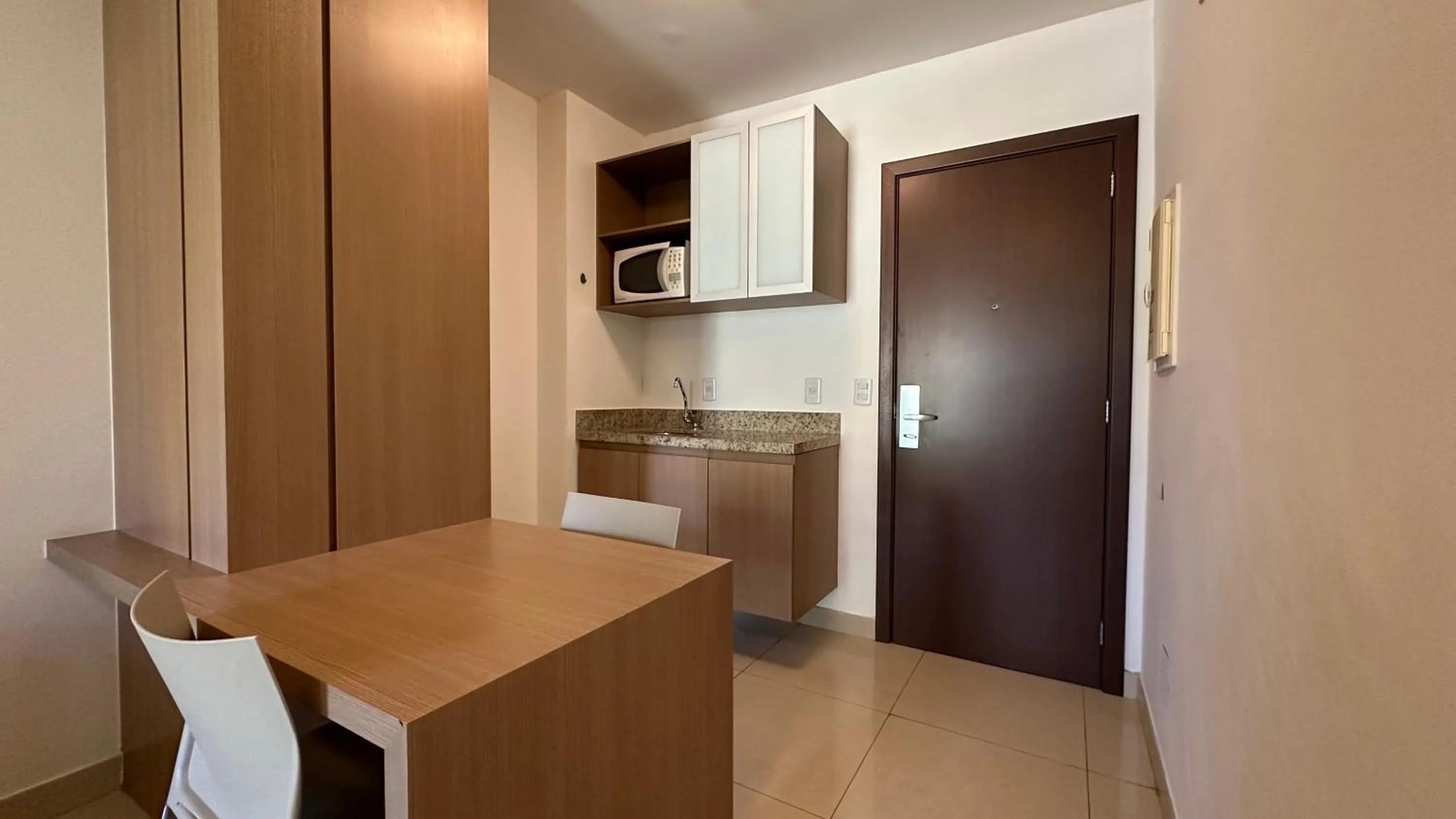 Dining area in The Sun Full Condominiun
