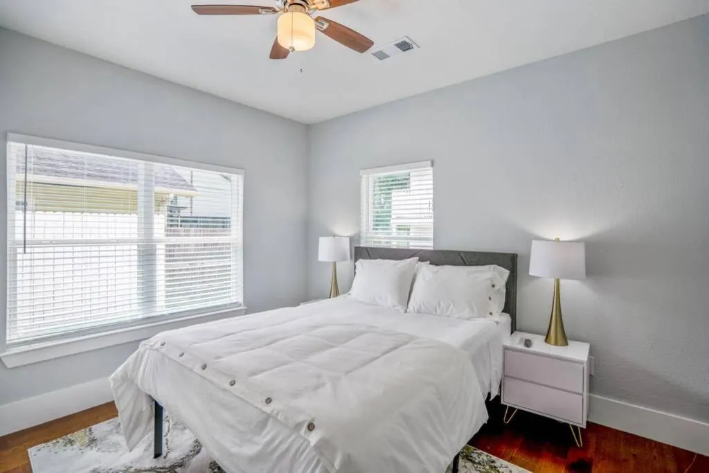 Bedroom, Bed in Intergalactic Abode at East Downtown