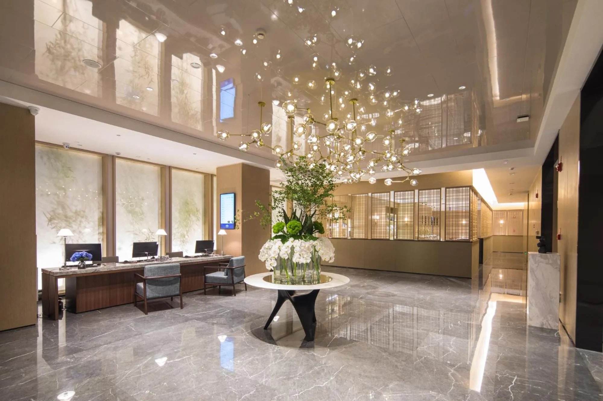 Lobby/Reception in Microtel by Wyndham Kunming City Center