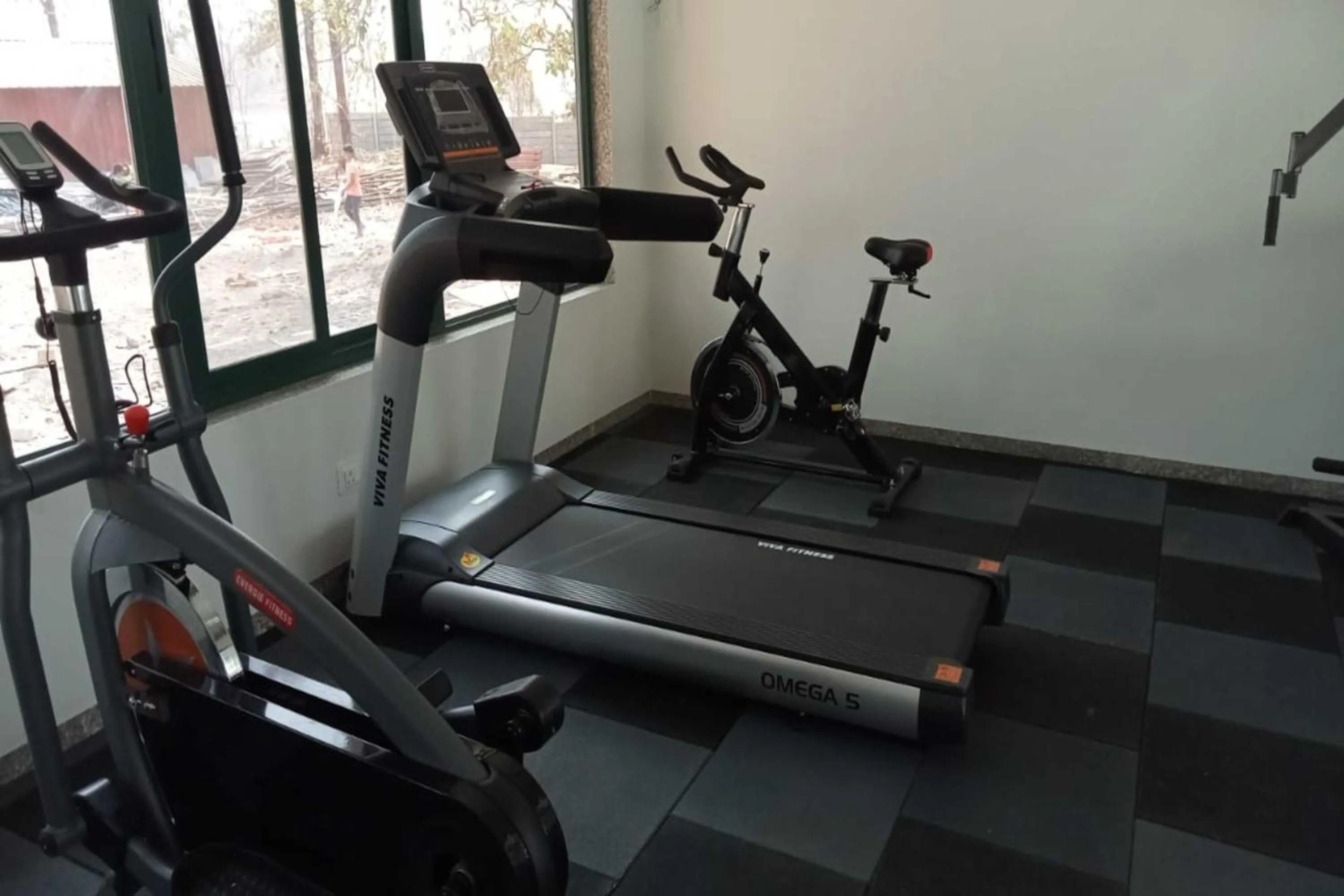 Fitness centre/facilities in White Feather Resort Kauncha