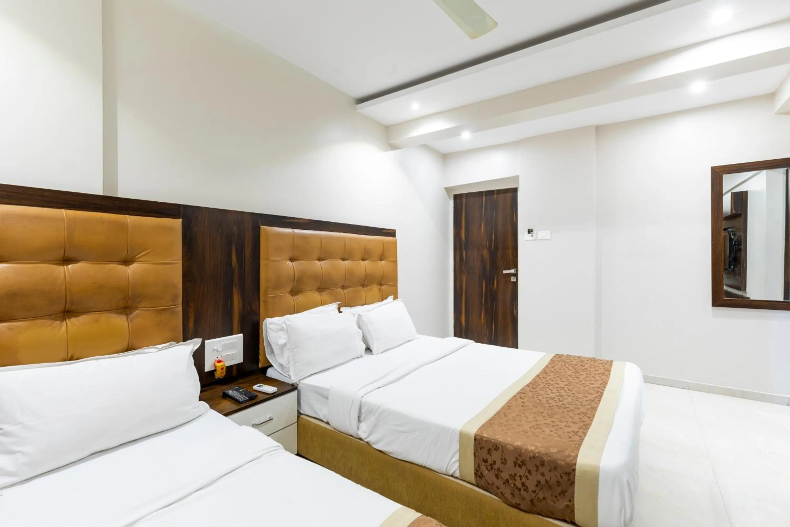 Bed in Hotel Embassy Park - BKC Mumbai