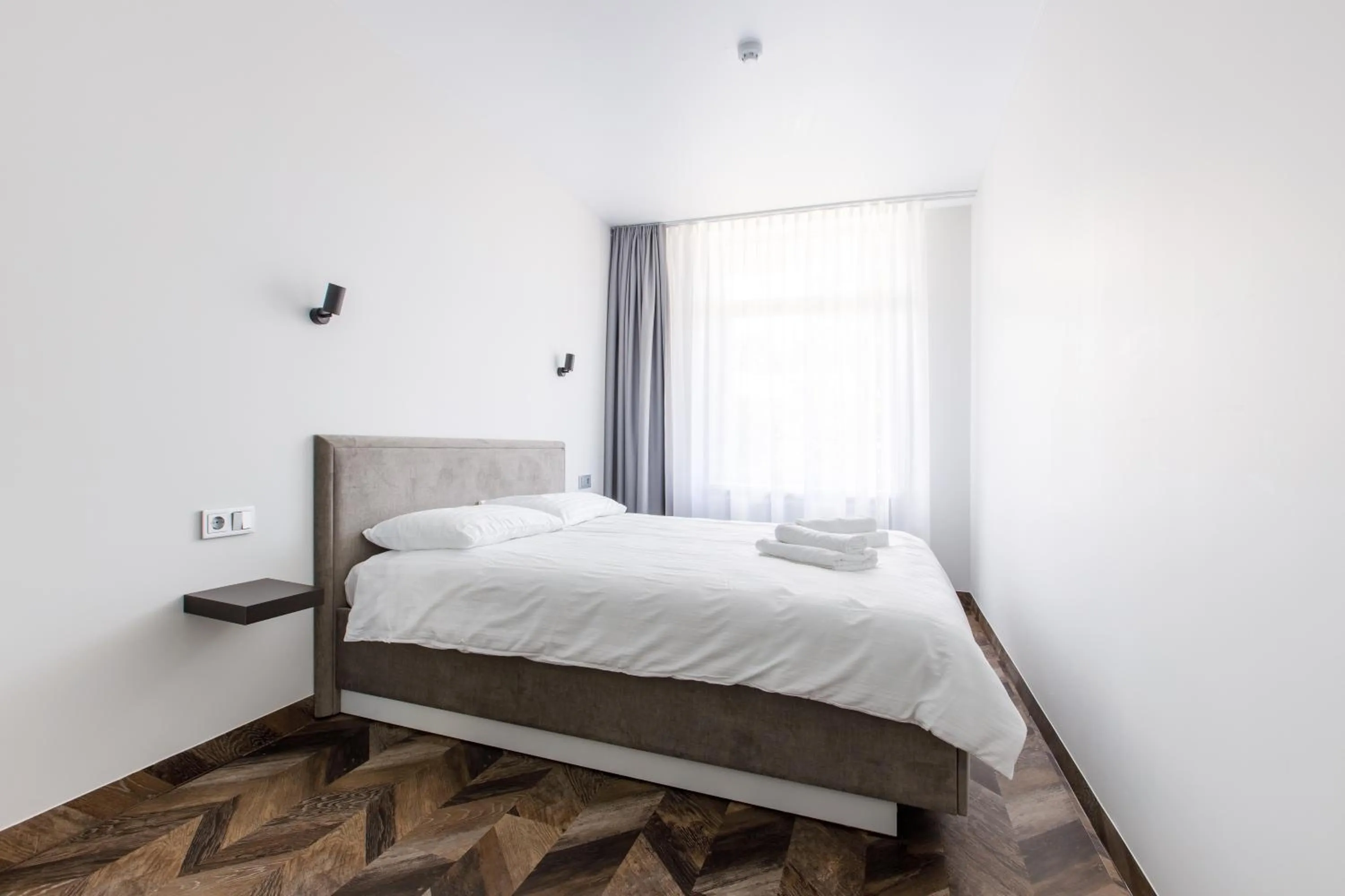 Bedroom, Bed in Seaside Central Hotel