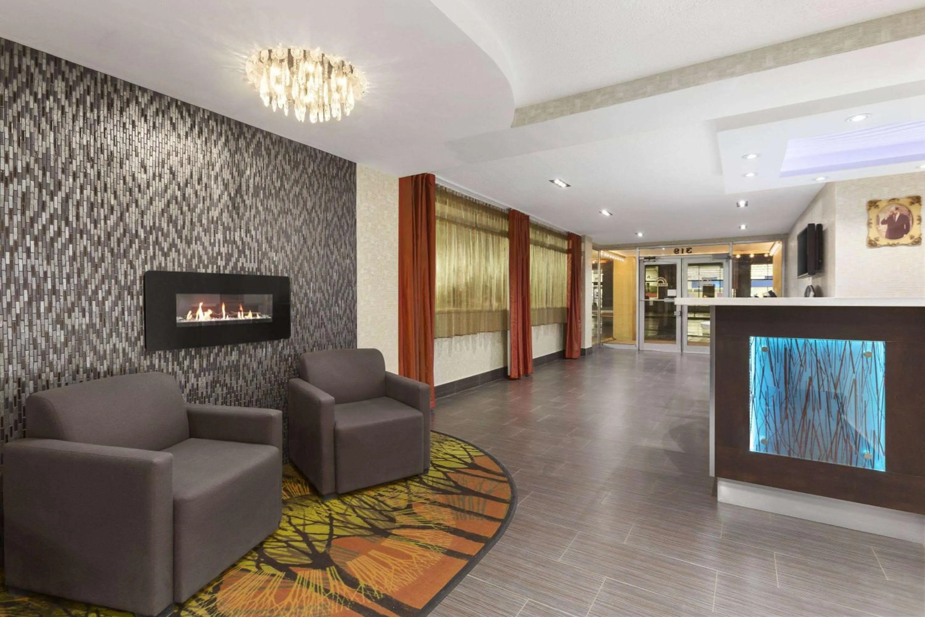Lobby or reception in Days Inn by Wyndham Ottawa