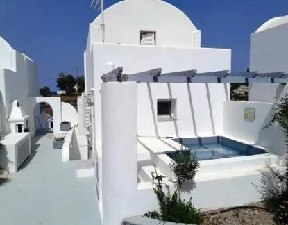 Sea paradise villas - Seaside & private jacuzzi