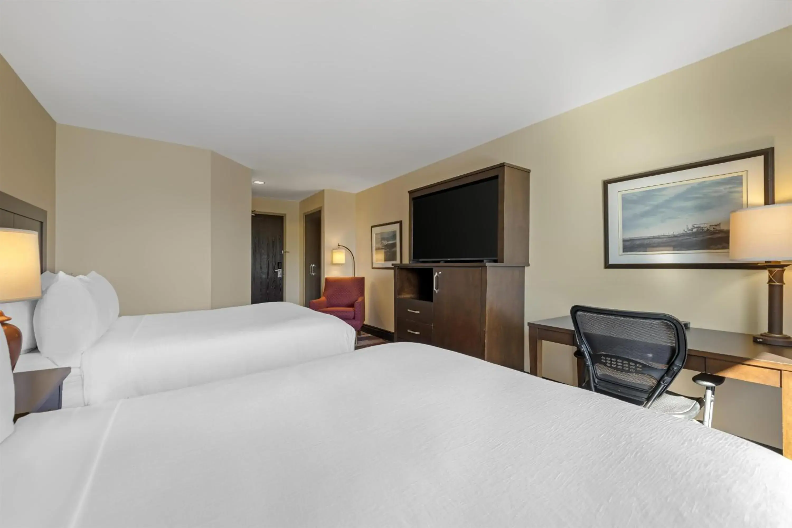 Bedroom, Bed in Best Western Plus Stoneridge Inn & Conference Centre London Ontario Bedroom, Bed in Best Western Plus Stoneridge Inn & Conference Centre London Ontario