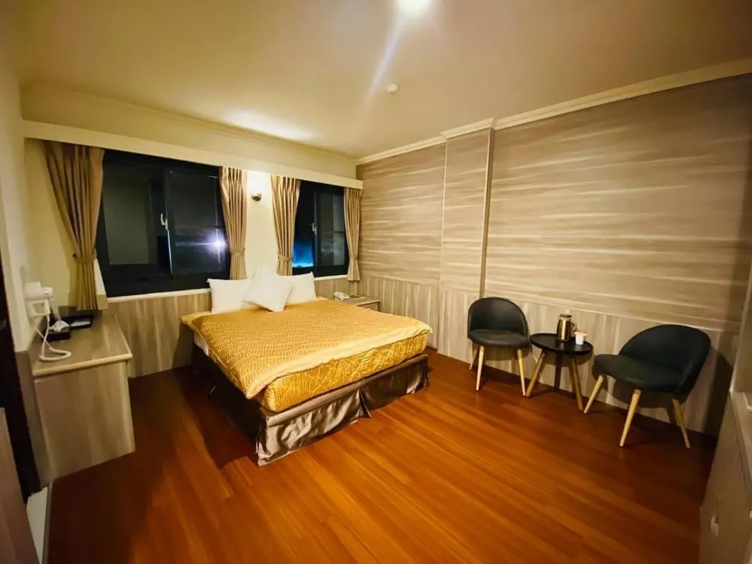 Bed in Yin Shan Hotel