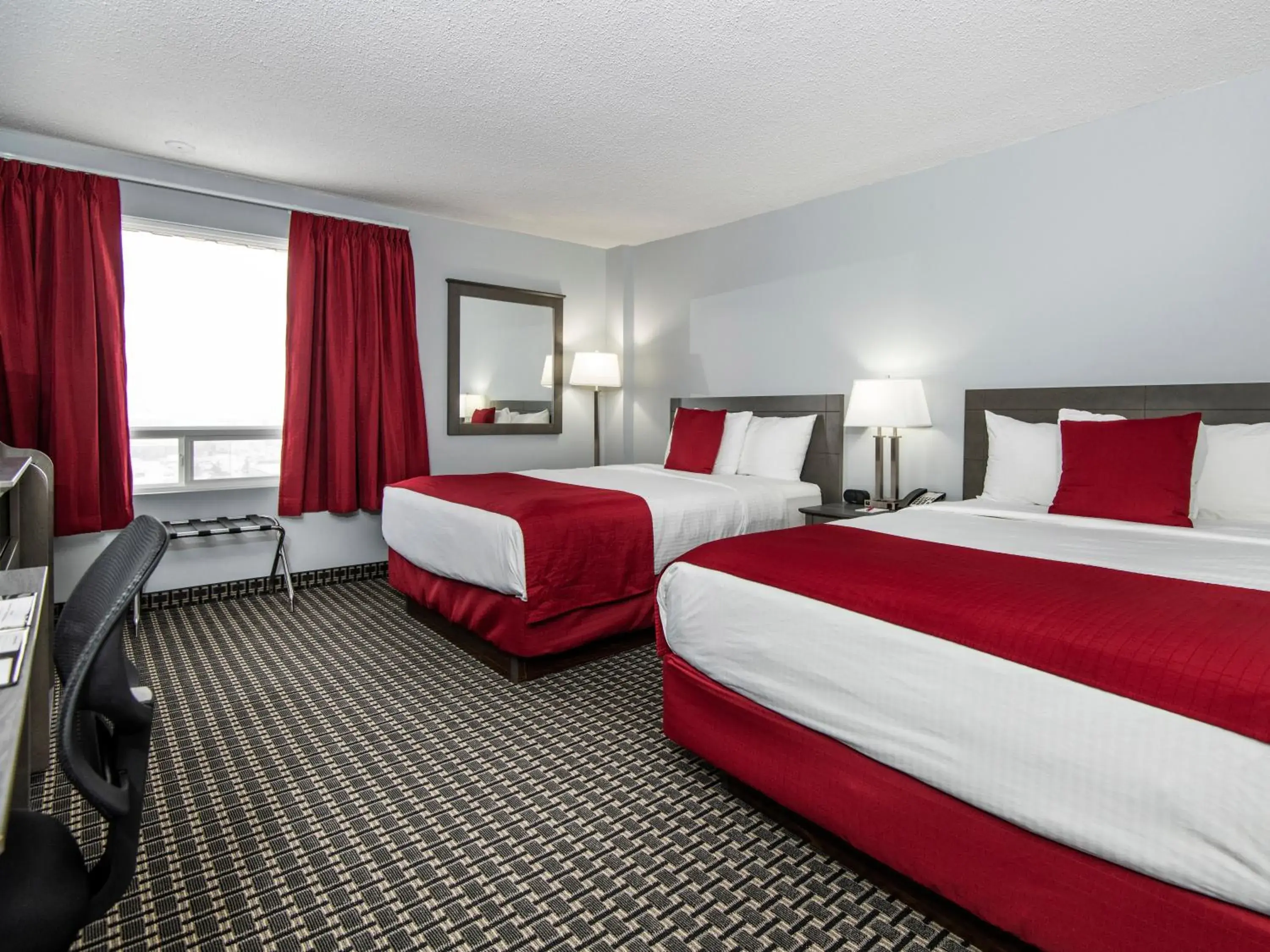 Bed in Paradise Inn & Conference Centre Bed in Paradise Inn & Conference Centre