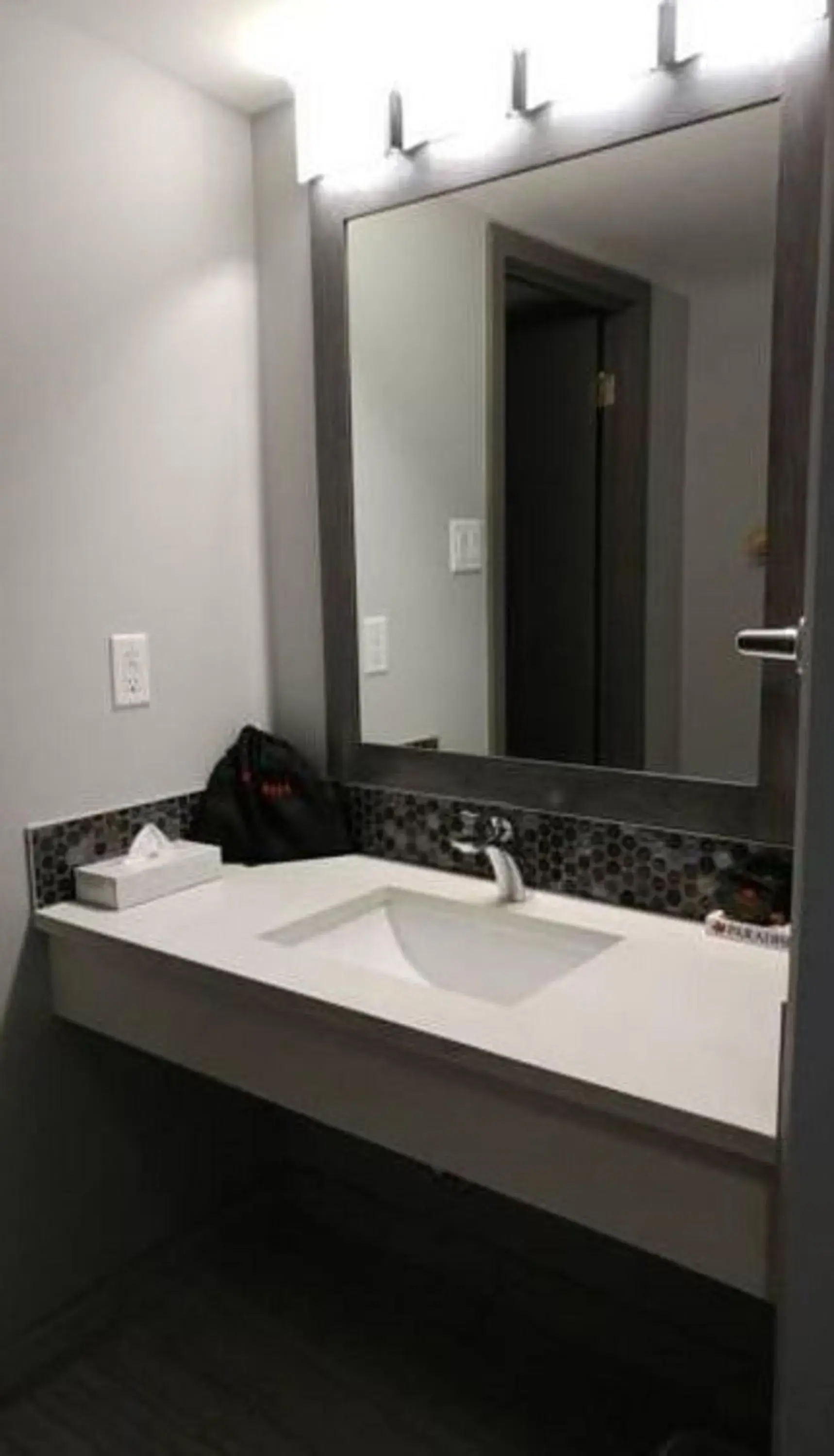 Bathroom in Paradise Inn & Conference Centre Bathroom in Paradise Inn & Conference Centre