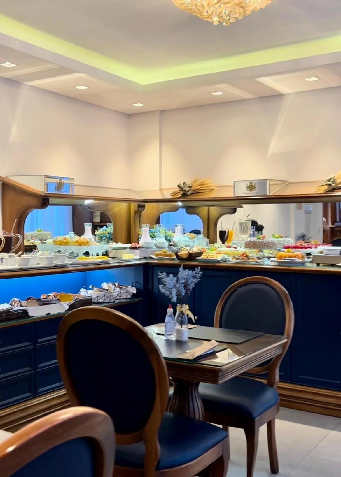 Breakfast in Hotel Locanda Casa D'Oro