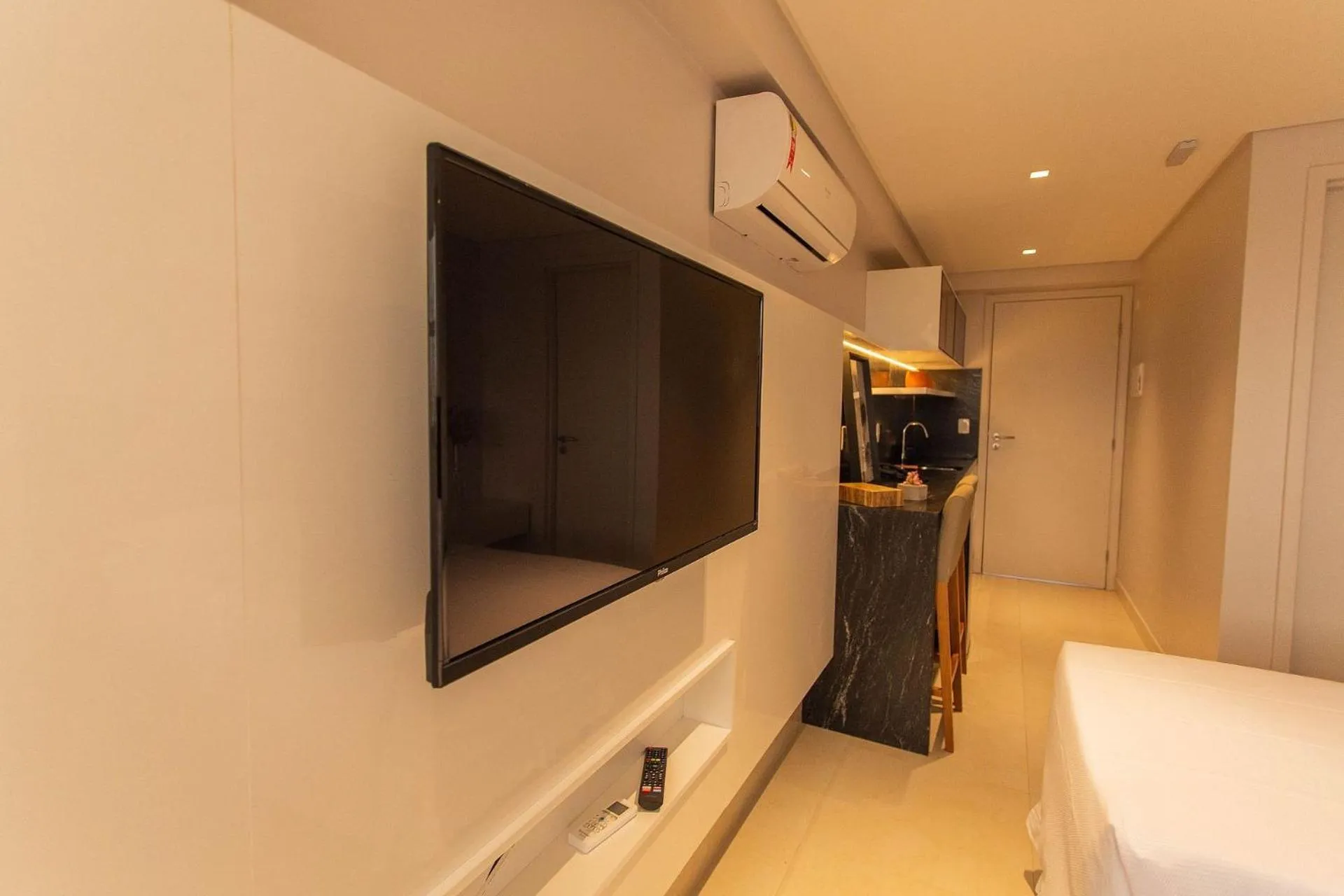 Bedroom, Bed in Manaíra Apart Hotel por Carpediem