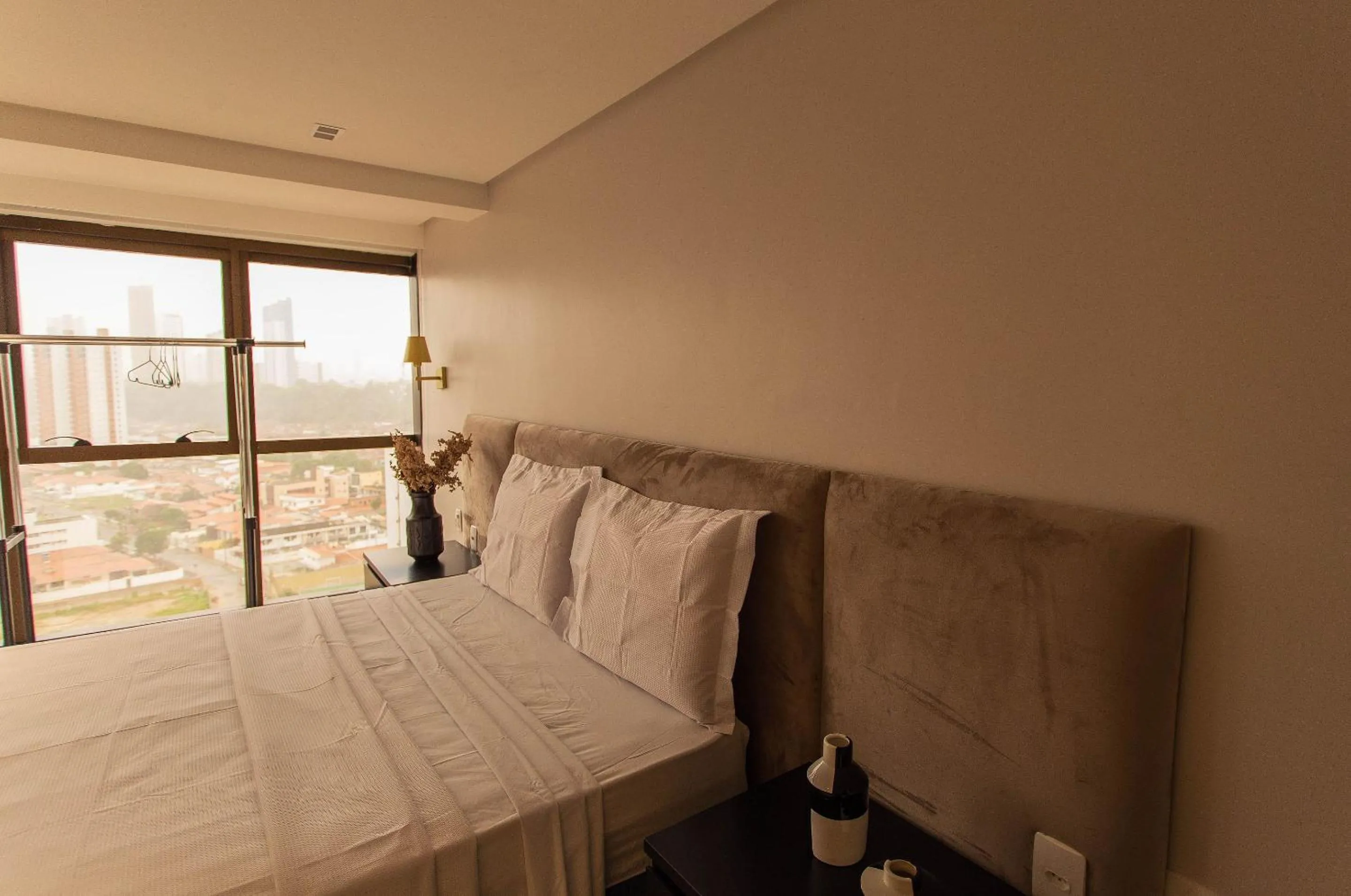 Bedroom, Bed in Manaíra Apart Hotel por Carpediem