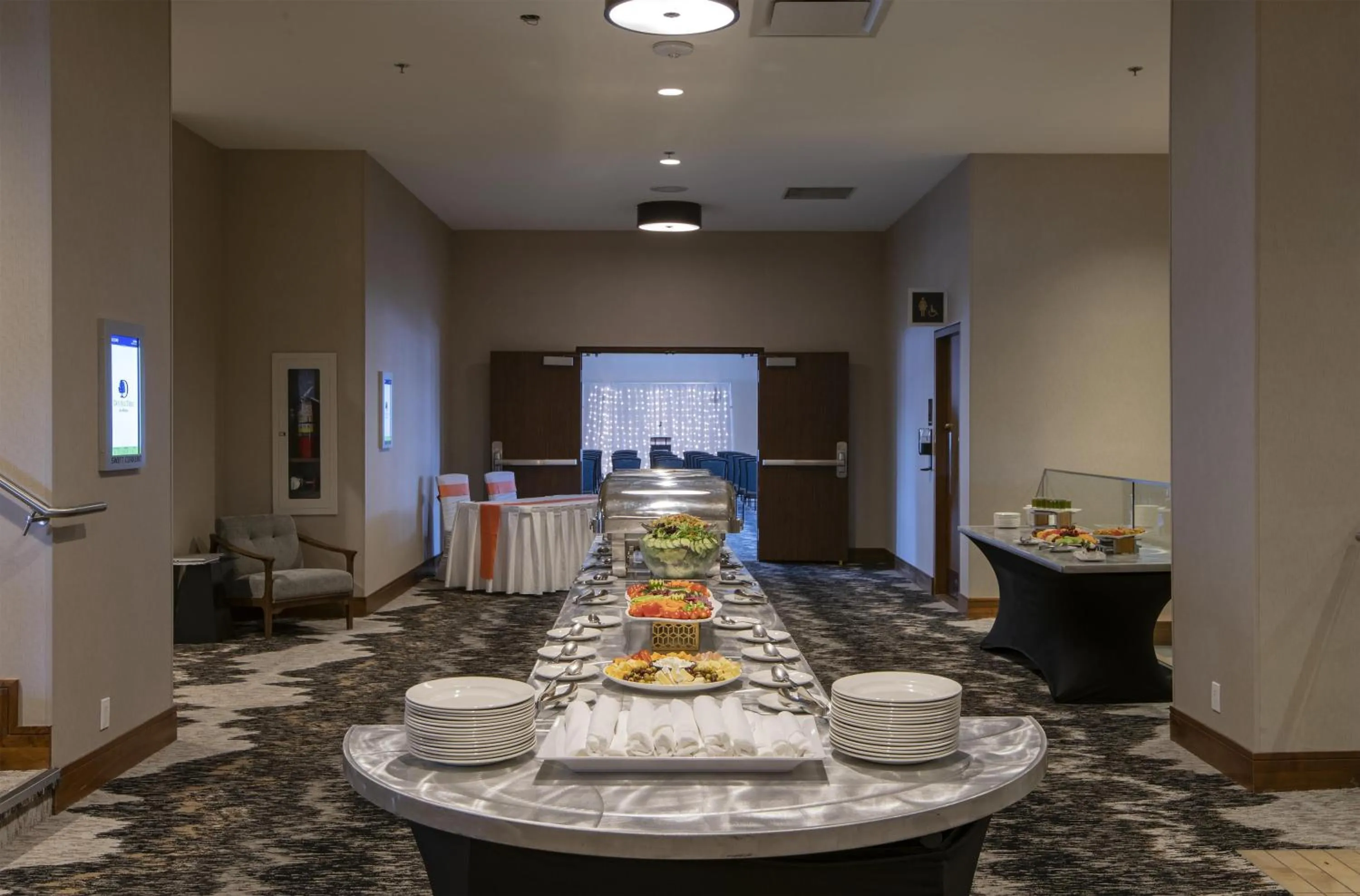 Meeting/conference room in DoubleTree by Hilton Hotel & Conference Centre Regina