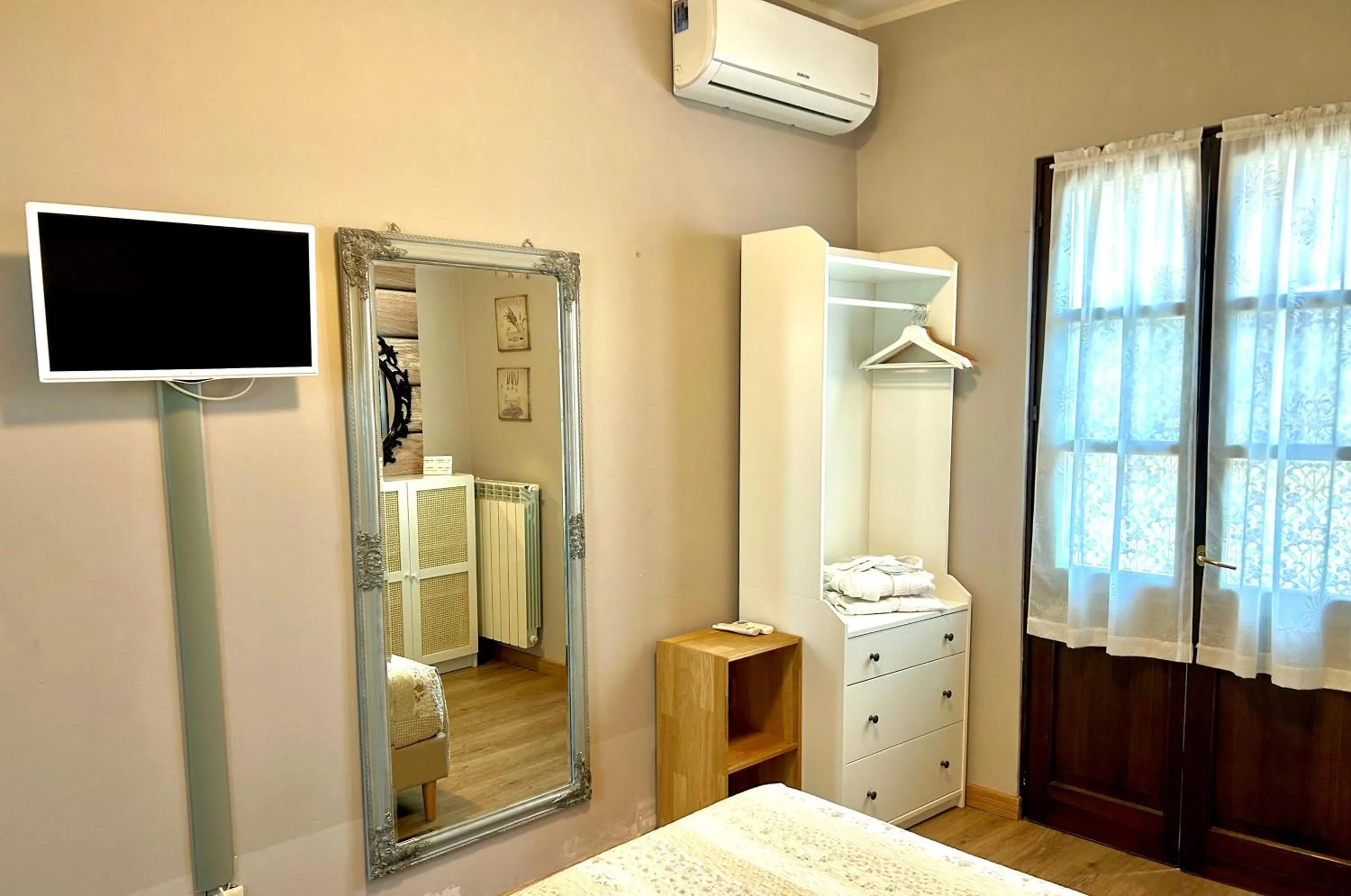 Bed in La Casa Di Campagna Sul Garda