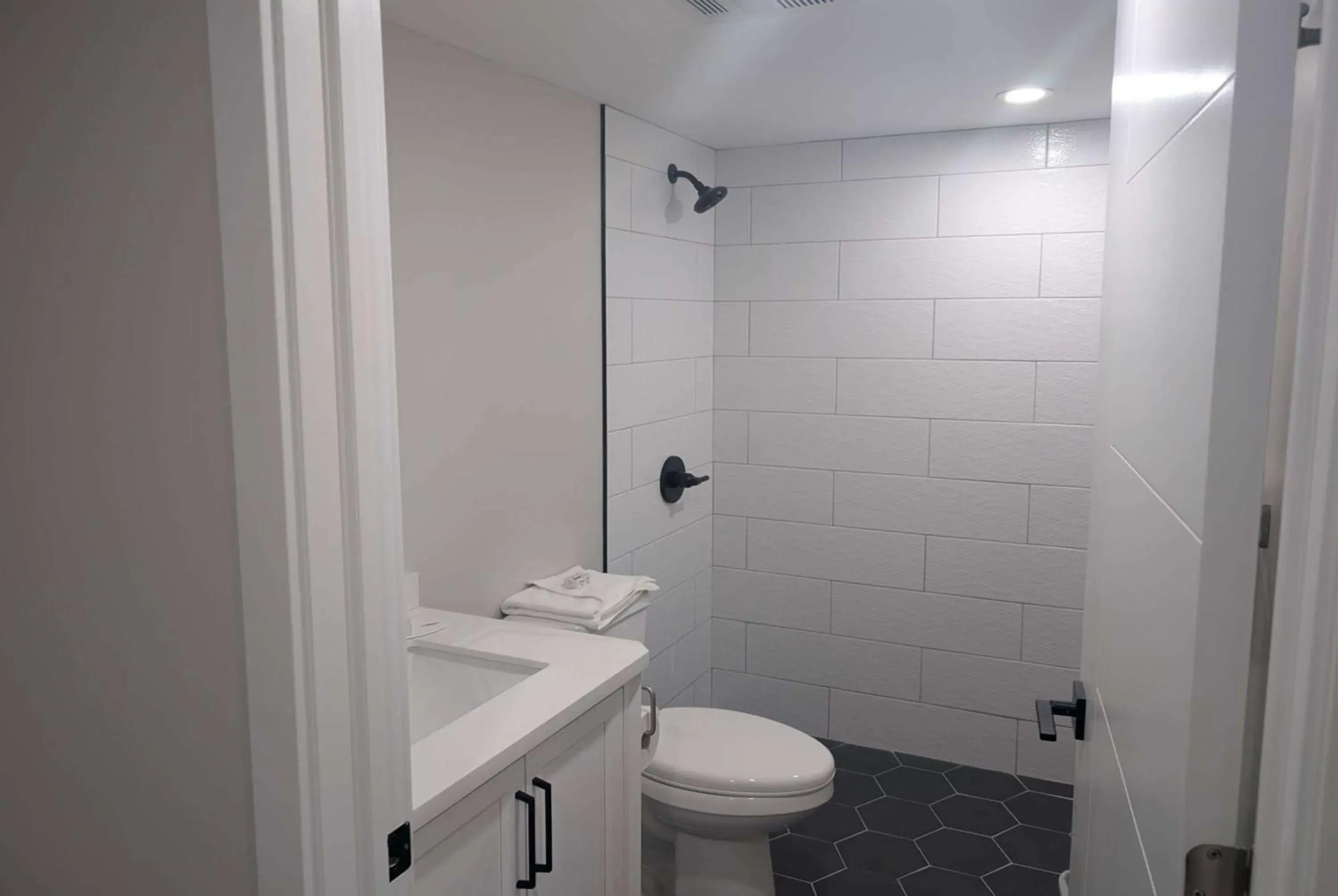 Bathroom in Baymont by Wyndham Red Deer Bathroom in Baymont by Wyndham Red Deer