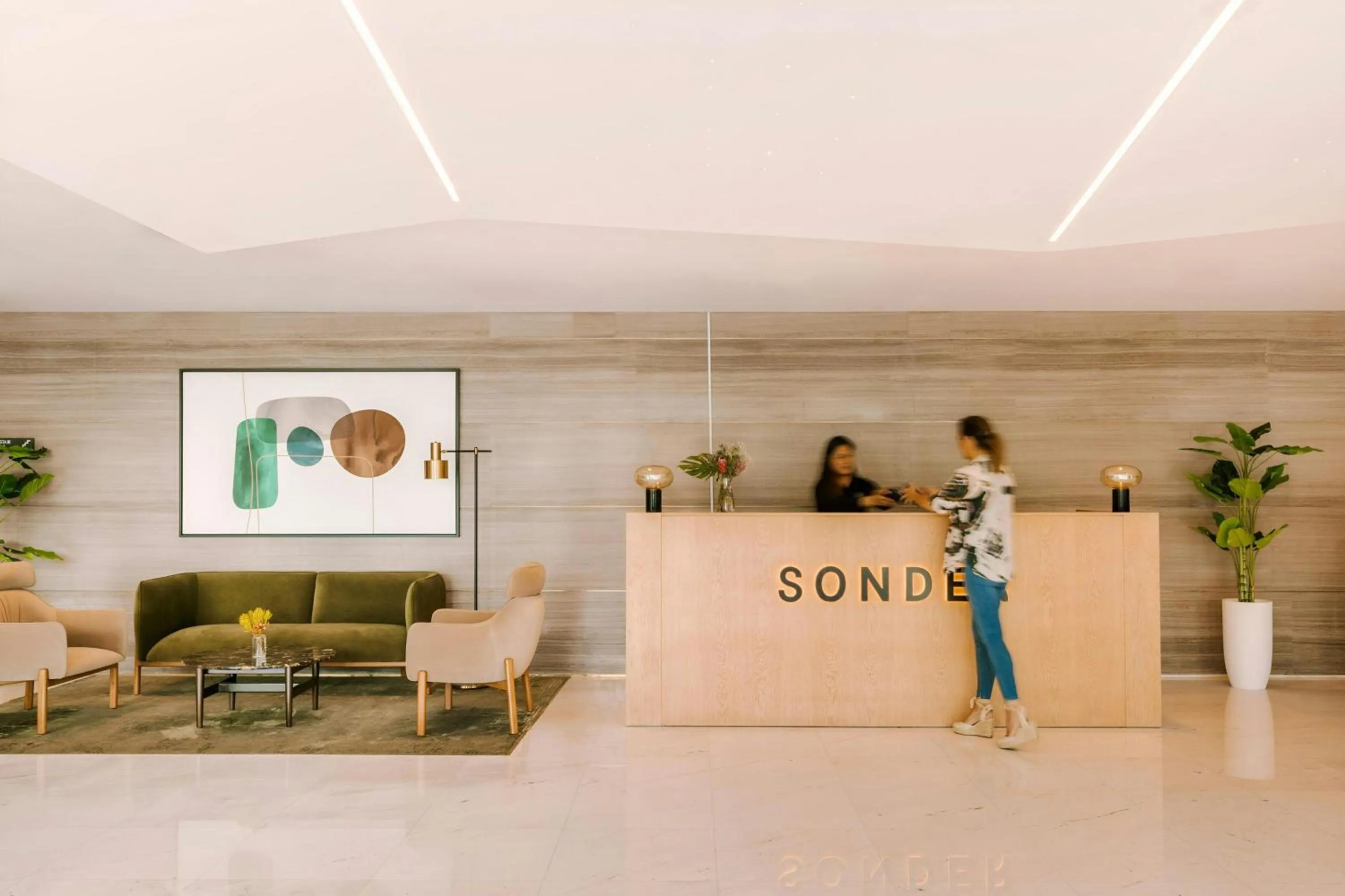 Lobby or reception in Sonder by Marriott Bonvoy Downtown Towers Apartments