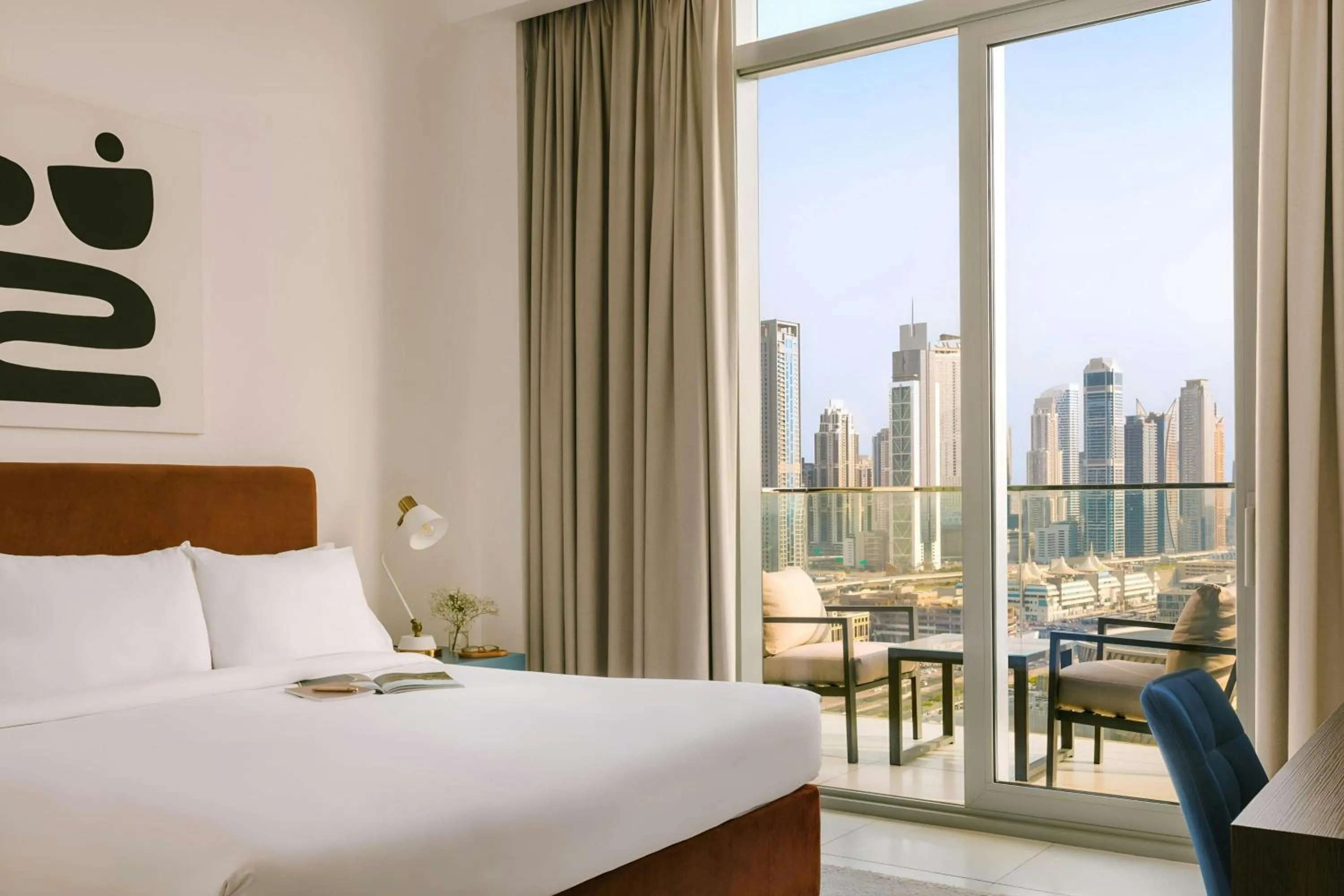 Bedroom, Bed in Sonder by Marriott Bonvoy Downtown Towers Apartments