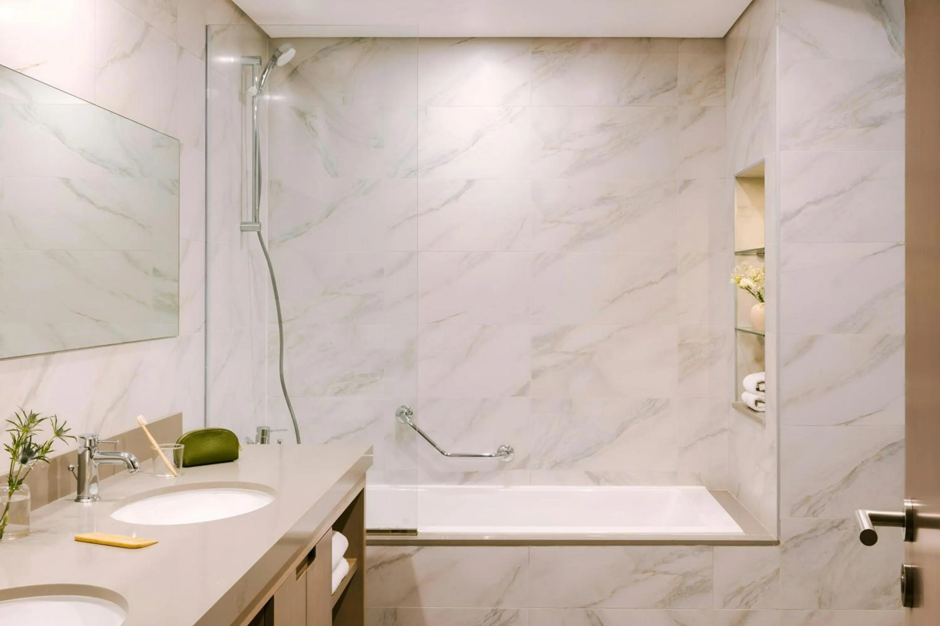 Bathroom in Sonder by Marriott Bonvoy Downtown Towers Apartments