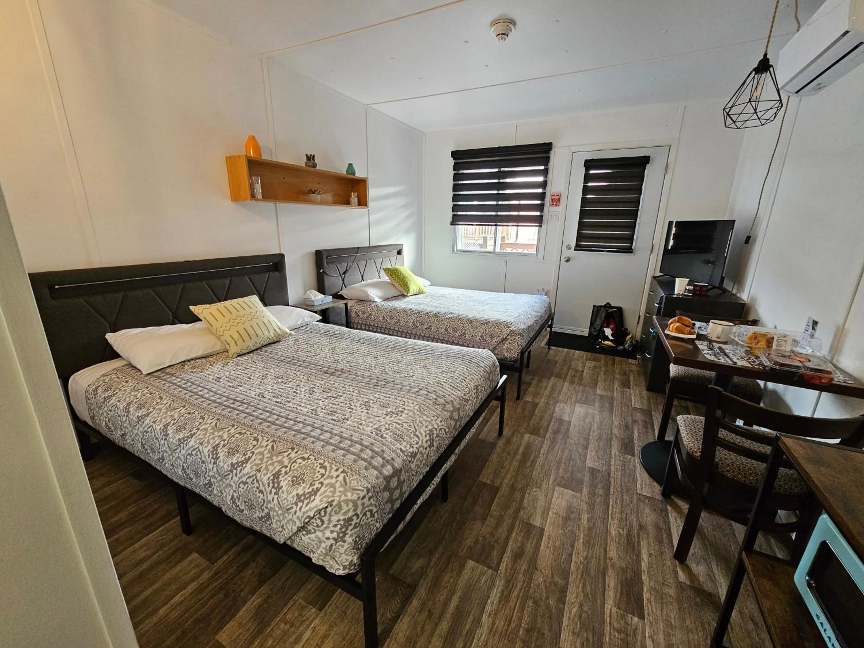 Bedroom, Bed in Parc Octopus