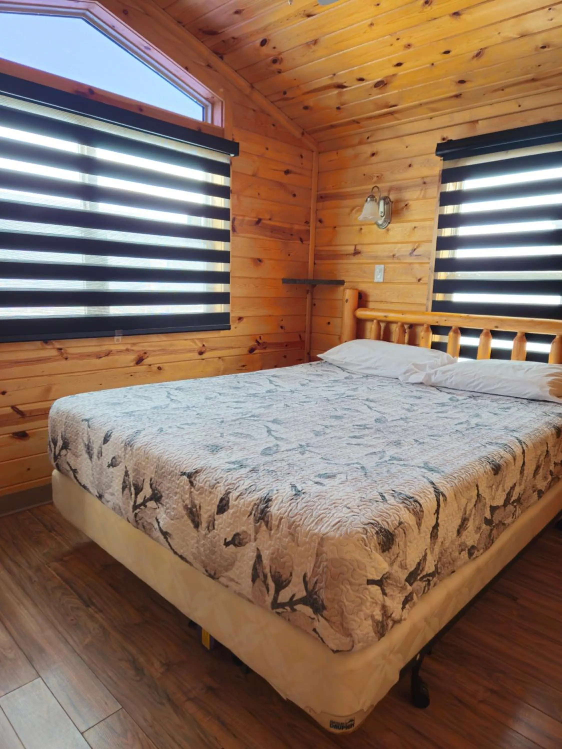 Bedroom, Bed in Parc Octopus