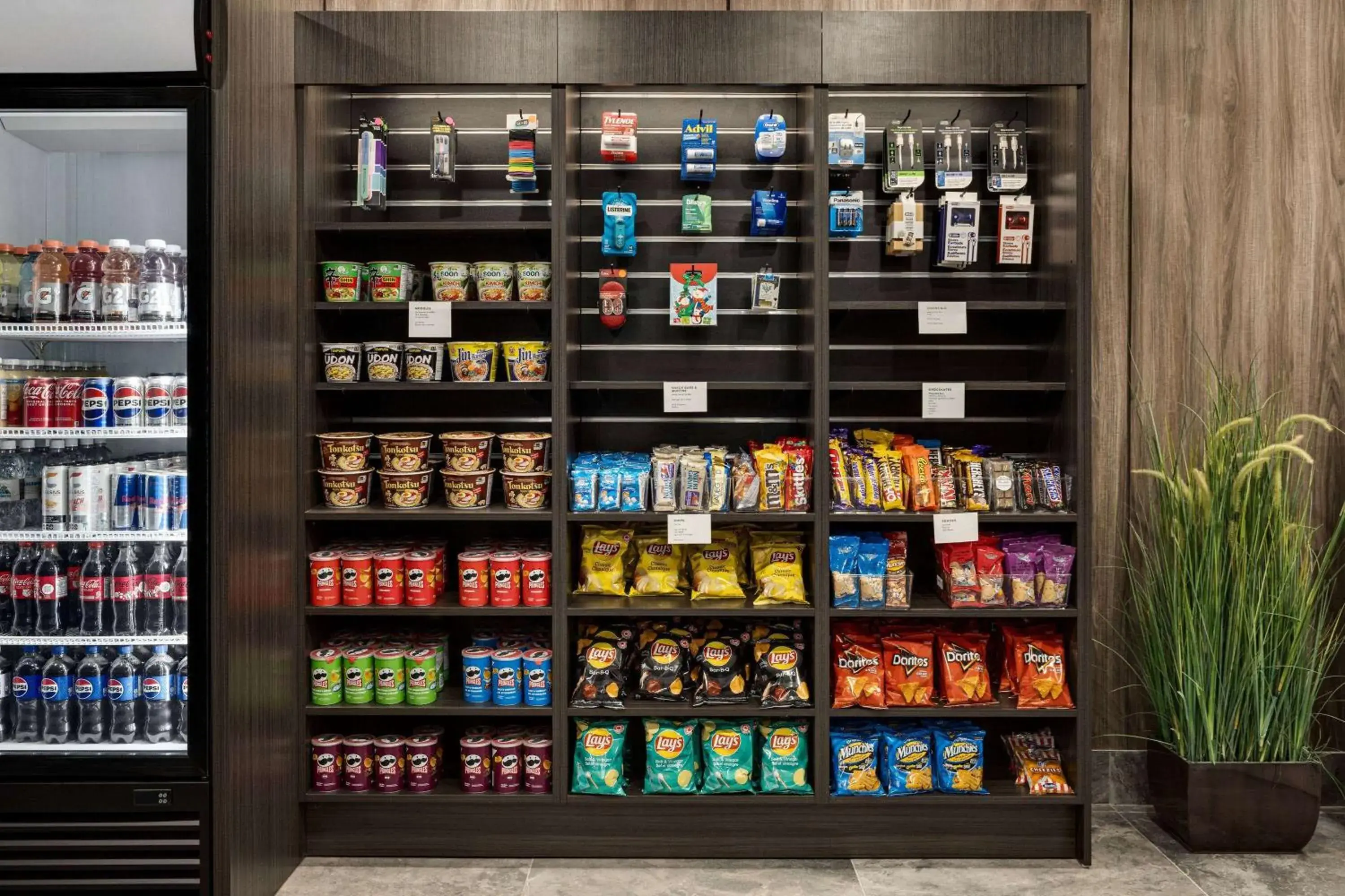 Food and drinks in Wyndham Edmonton Hotel and Conference Centre Food and drinks in Wyndham Edmonton Hotel and Conference Centre