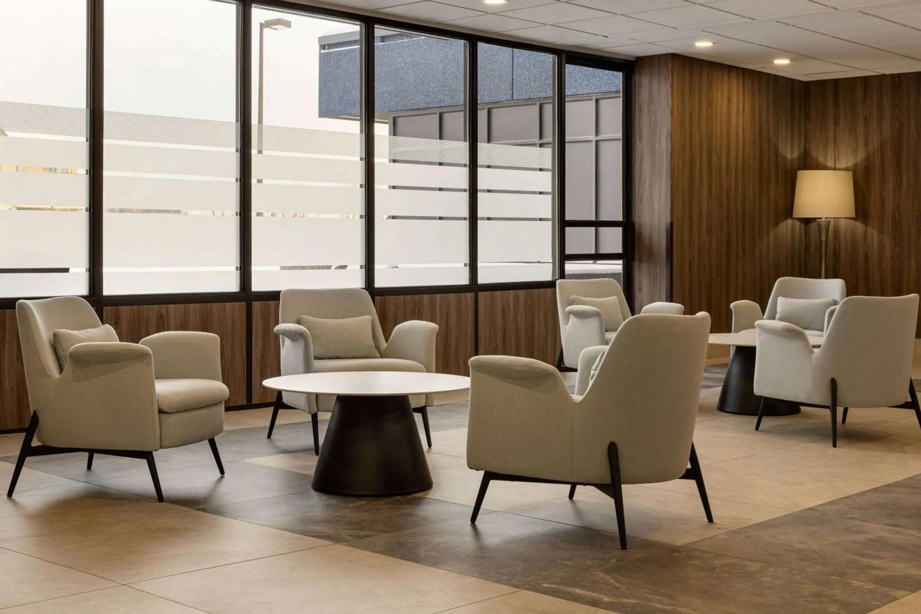 Lobby or reception in Wyndham Edmonton Hotel and Conference Centre Lobby or reception in Wyndham Edmonton Hotel and Conference Centre