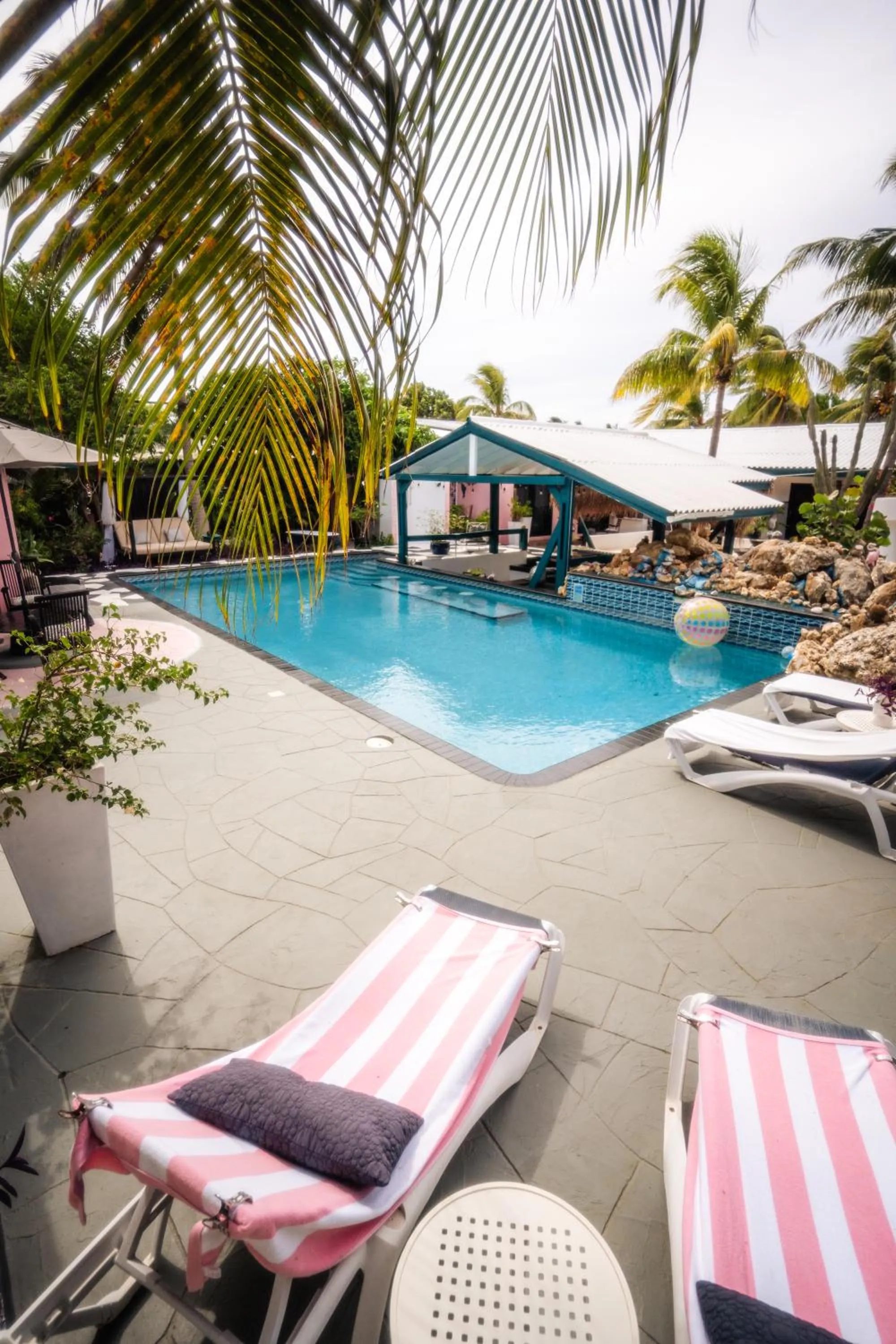 Swimming pool in Thuishaven - boutique mini-resort